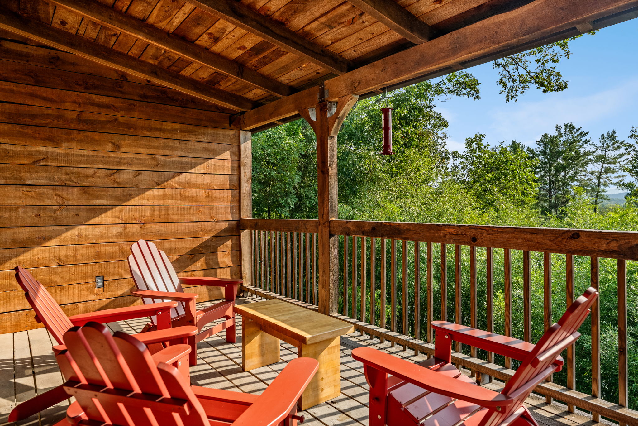 Real Log Cabin w Stunning Shenandoah Views