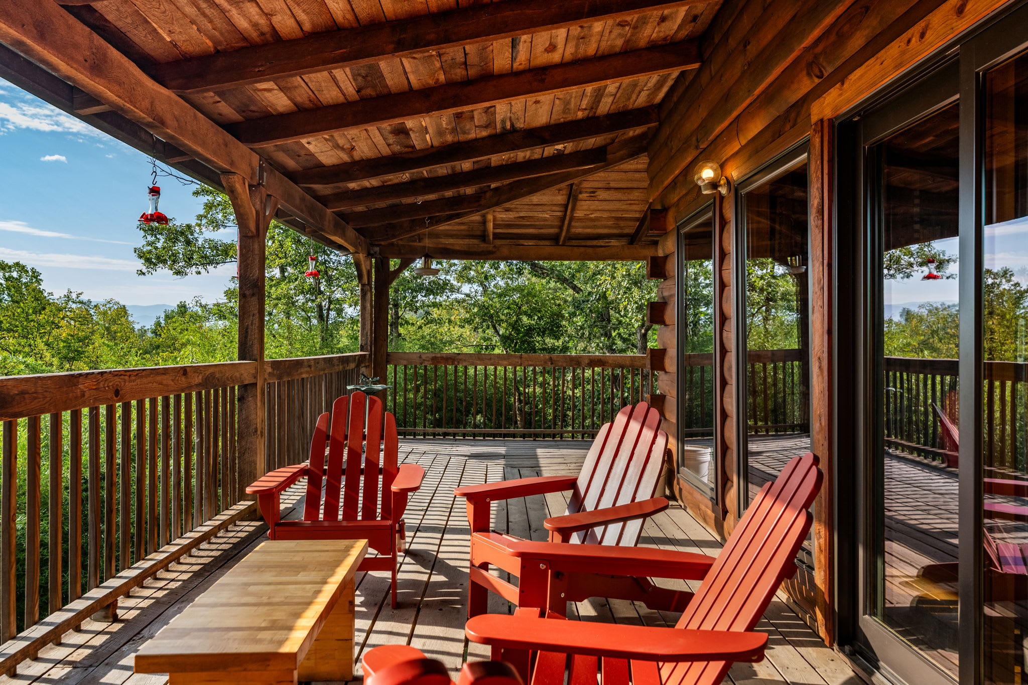 Real Log Cabin w Stunning Shenandoah Views
