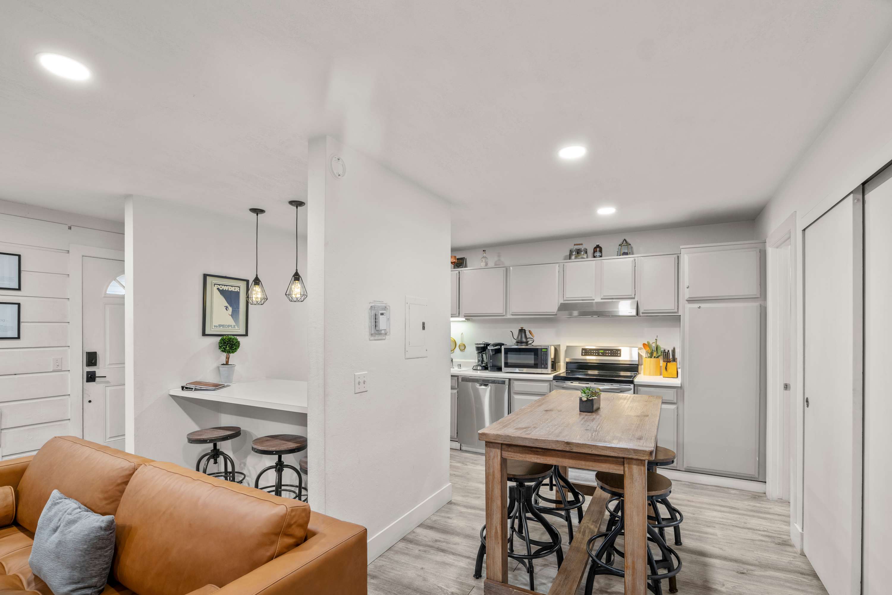 1BR Condo for 4 wHot Tub, Near Shuttle & Shopping 6