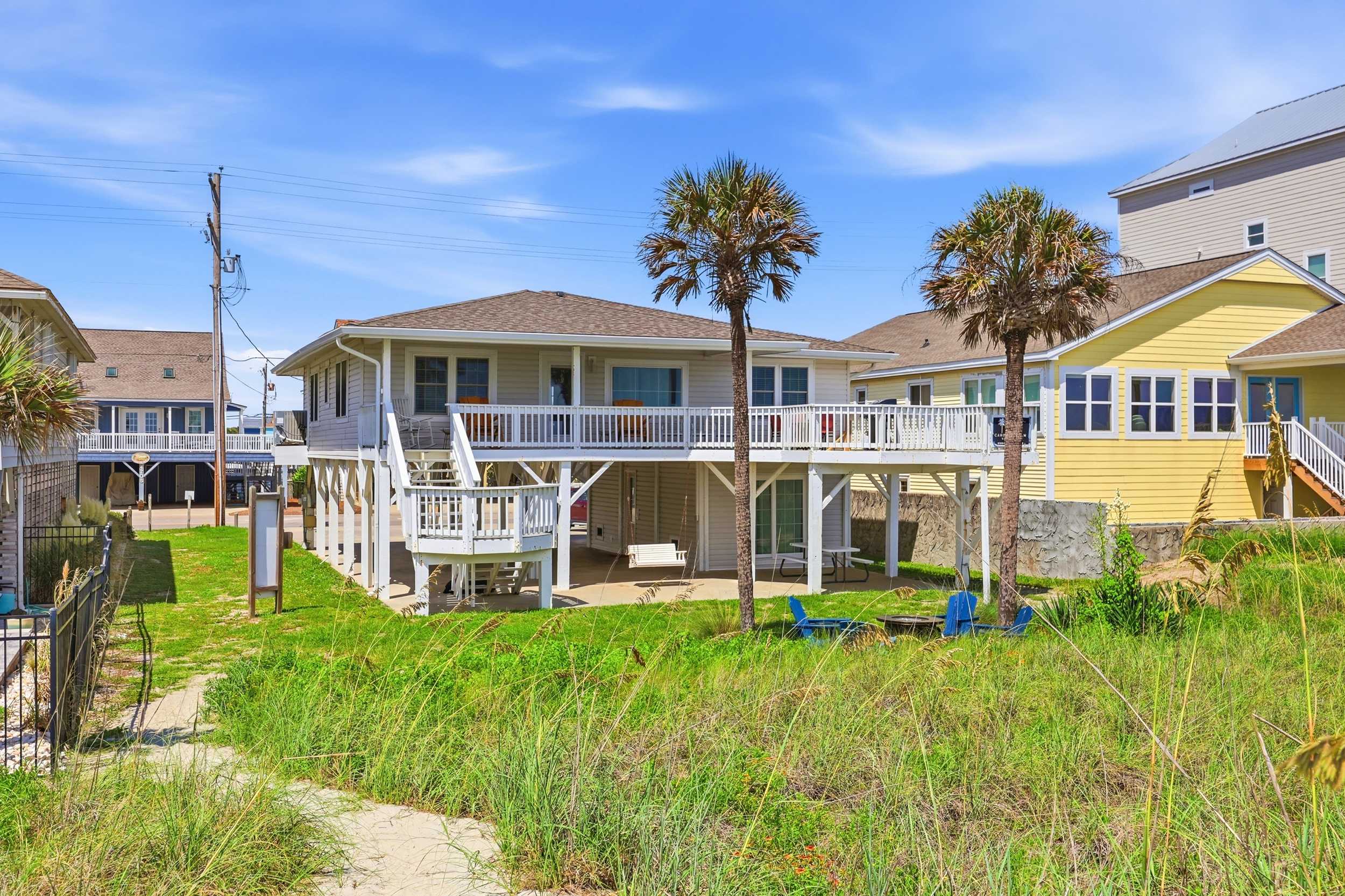 DWs Oceanfront Beach House Huge Sun Deck