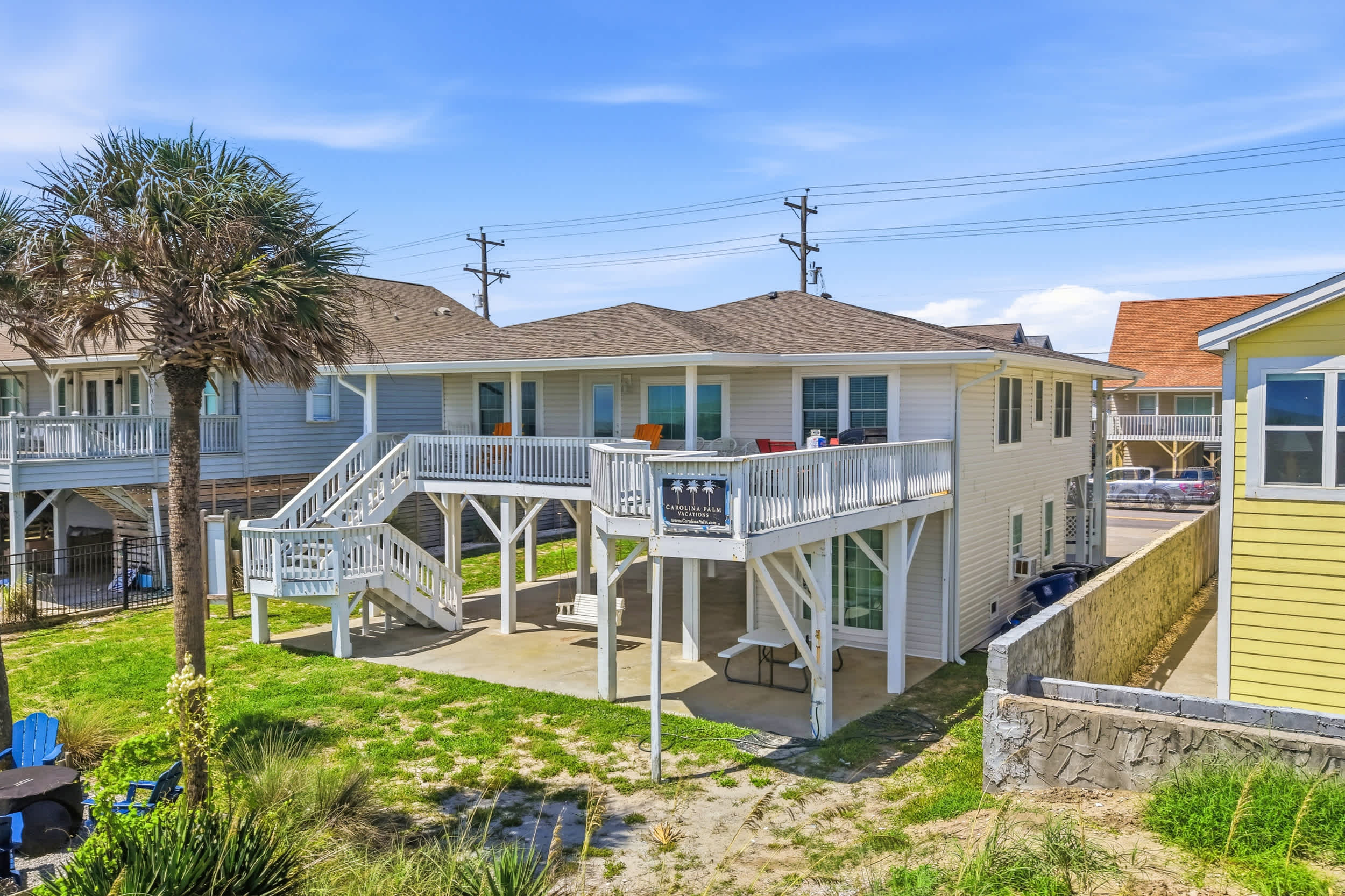 DWs Oceanfront Beach House Huge Sun Deck