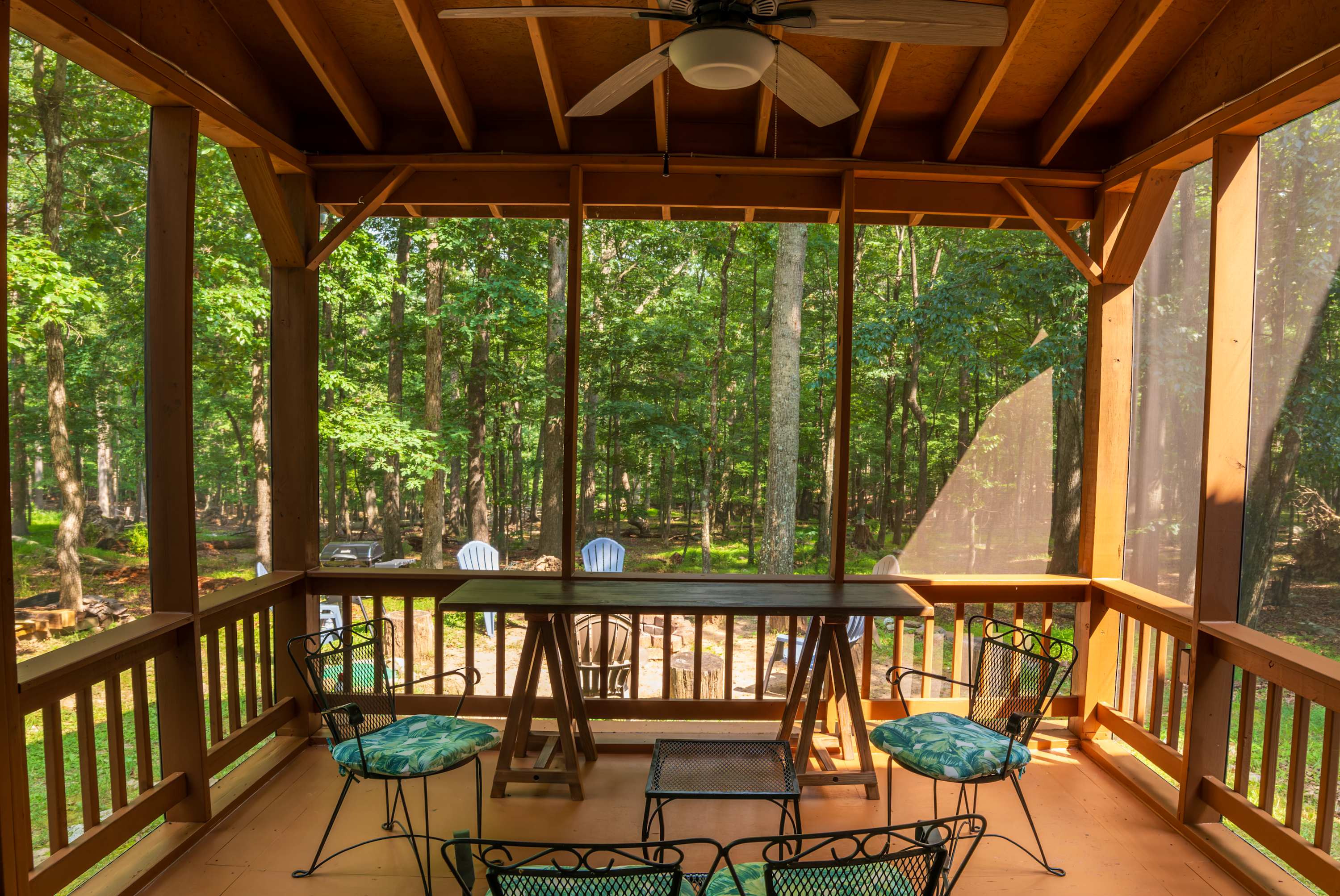 Relax on the screened porch - rain or shine