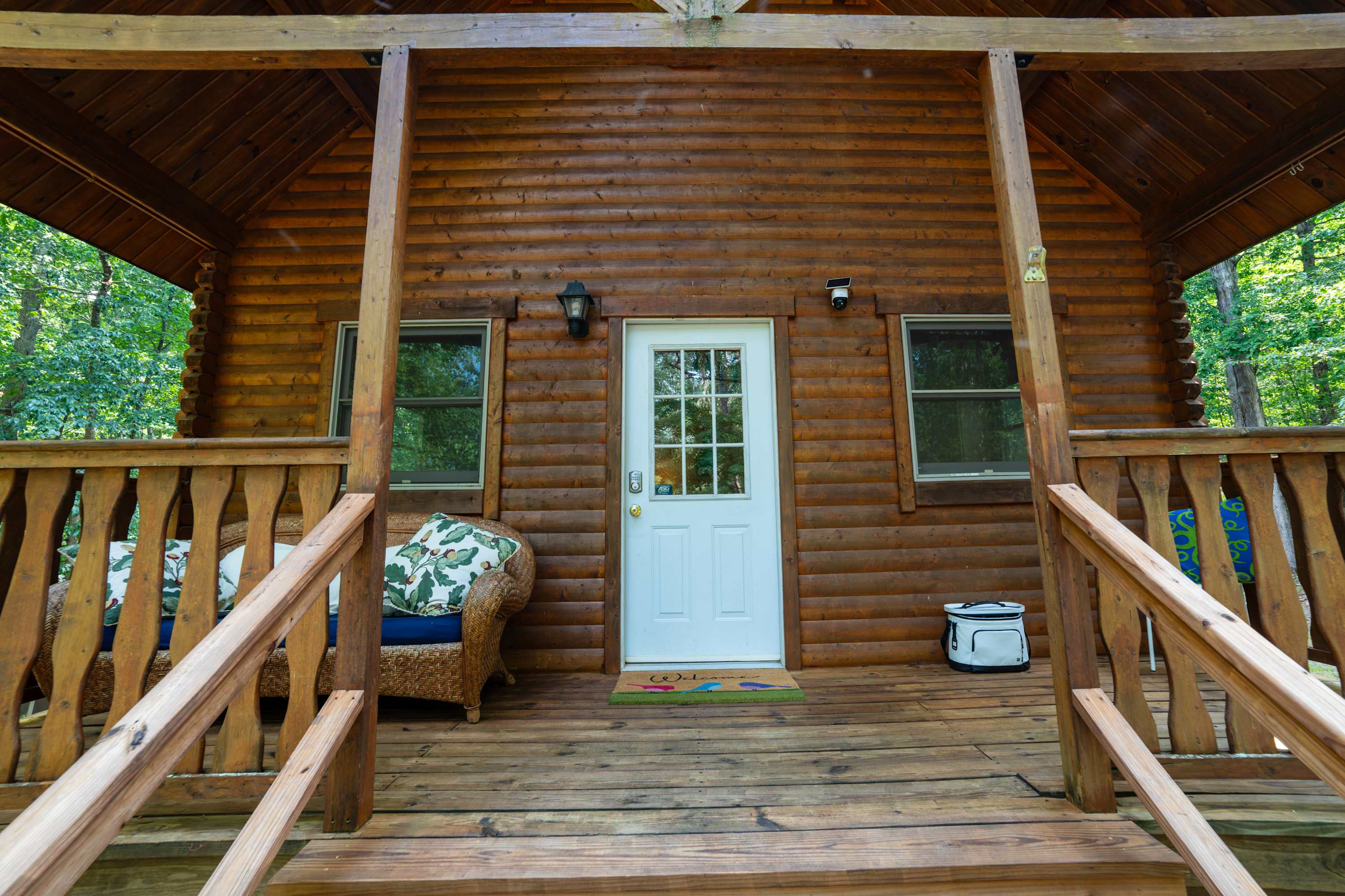 Welcome to Mountain & River Escape!