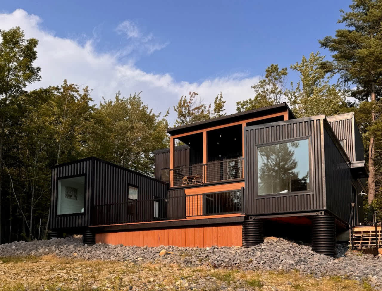 Green Mountain Container Best Views Mount Snow | Photo 17