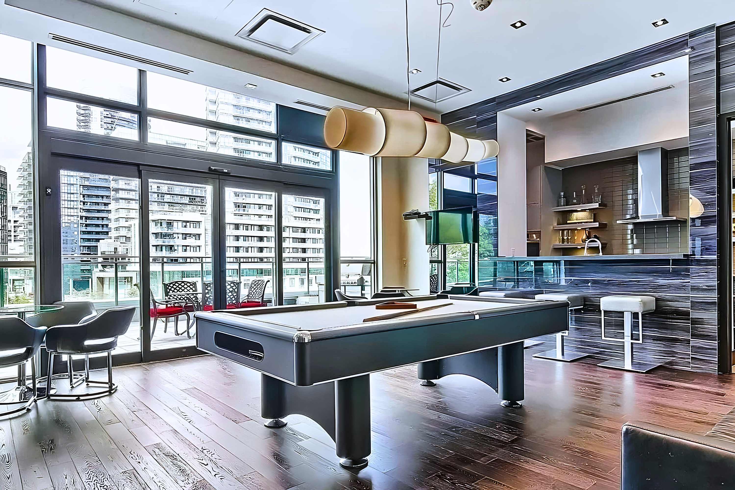 Building Amenities: Enjoy the resident lounge and pool table