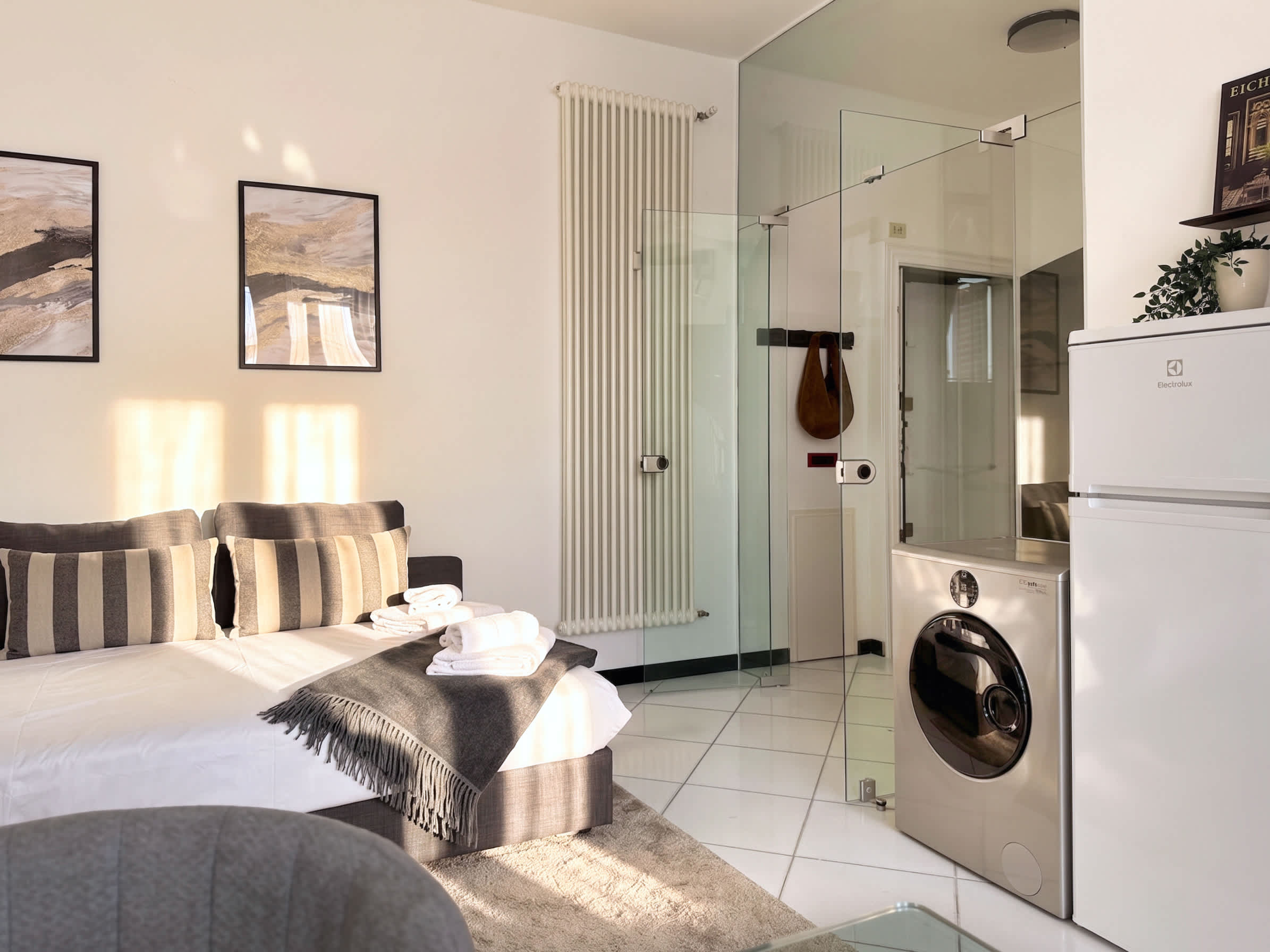 View 3