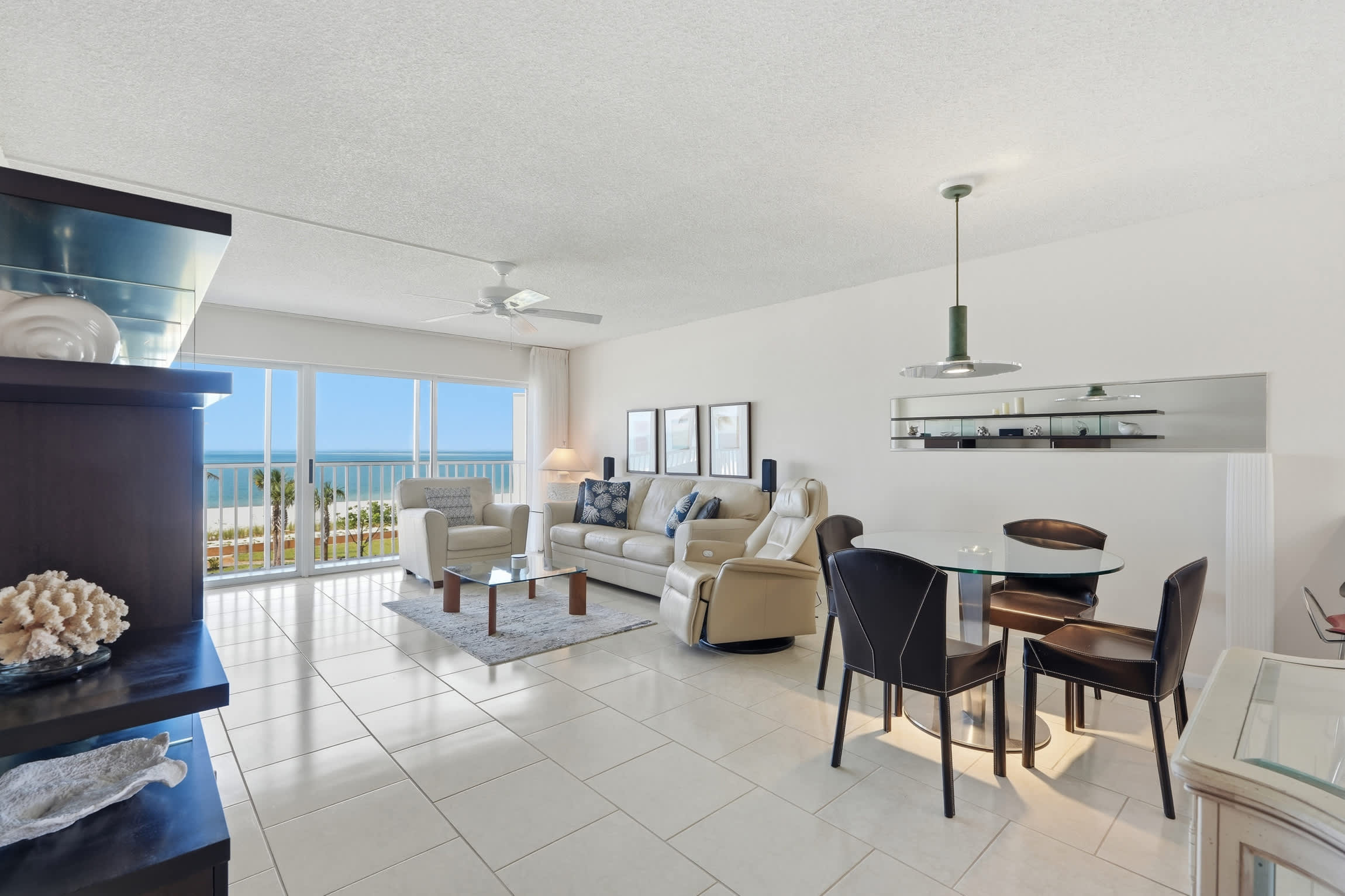 Gulf Front Views at Dolphin Way Direct Beach Access Sleeps 6 Heated Pool | Photo 11