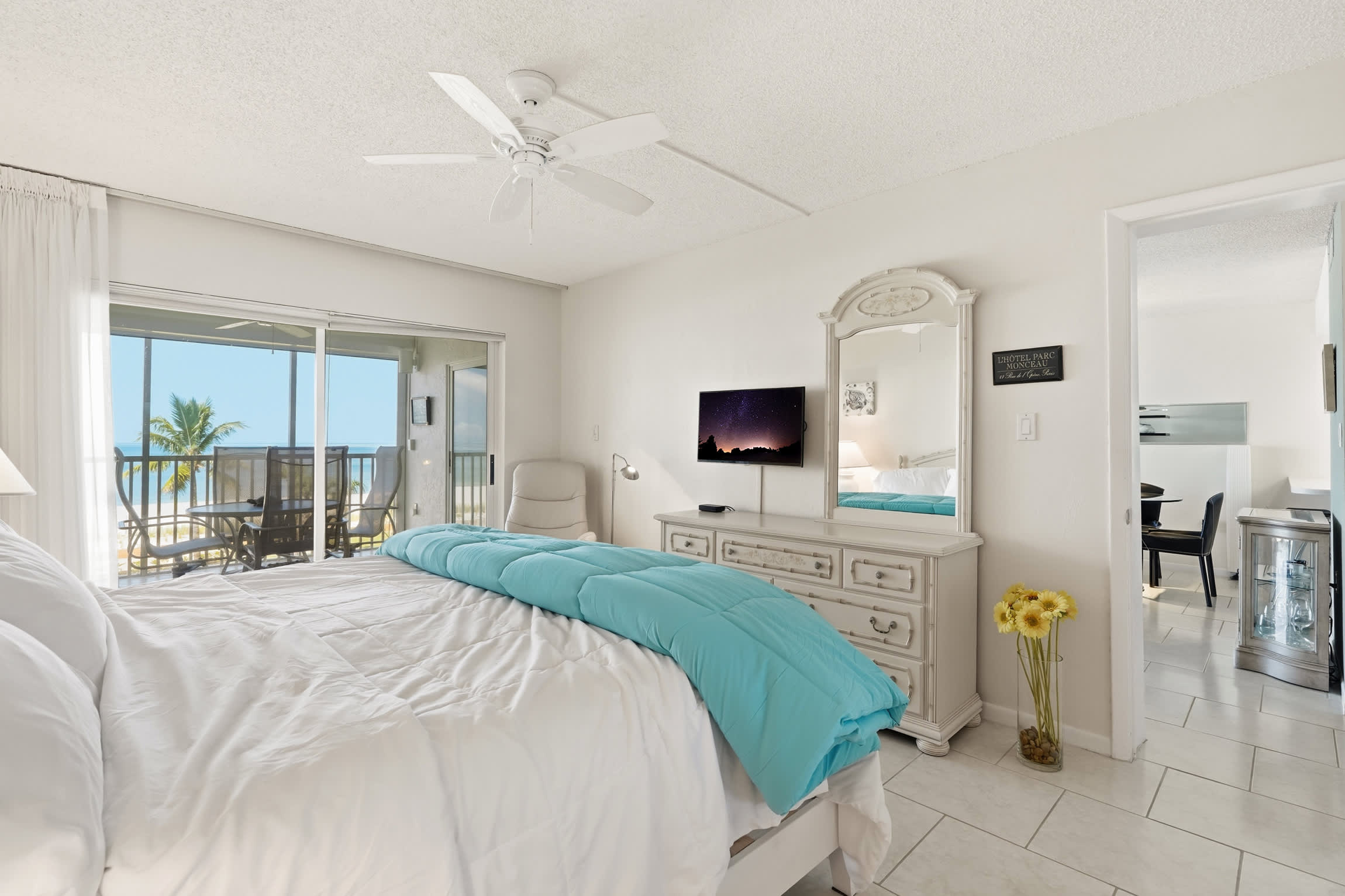 Gulf Front Views at Dolphin Way Direct Beach Access Sleeps 6 Heated Pool | Photo 17