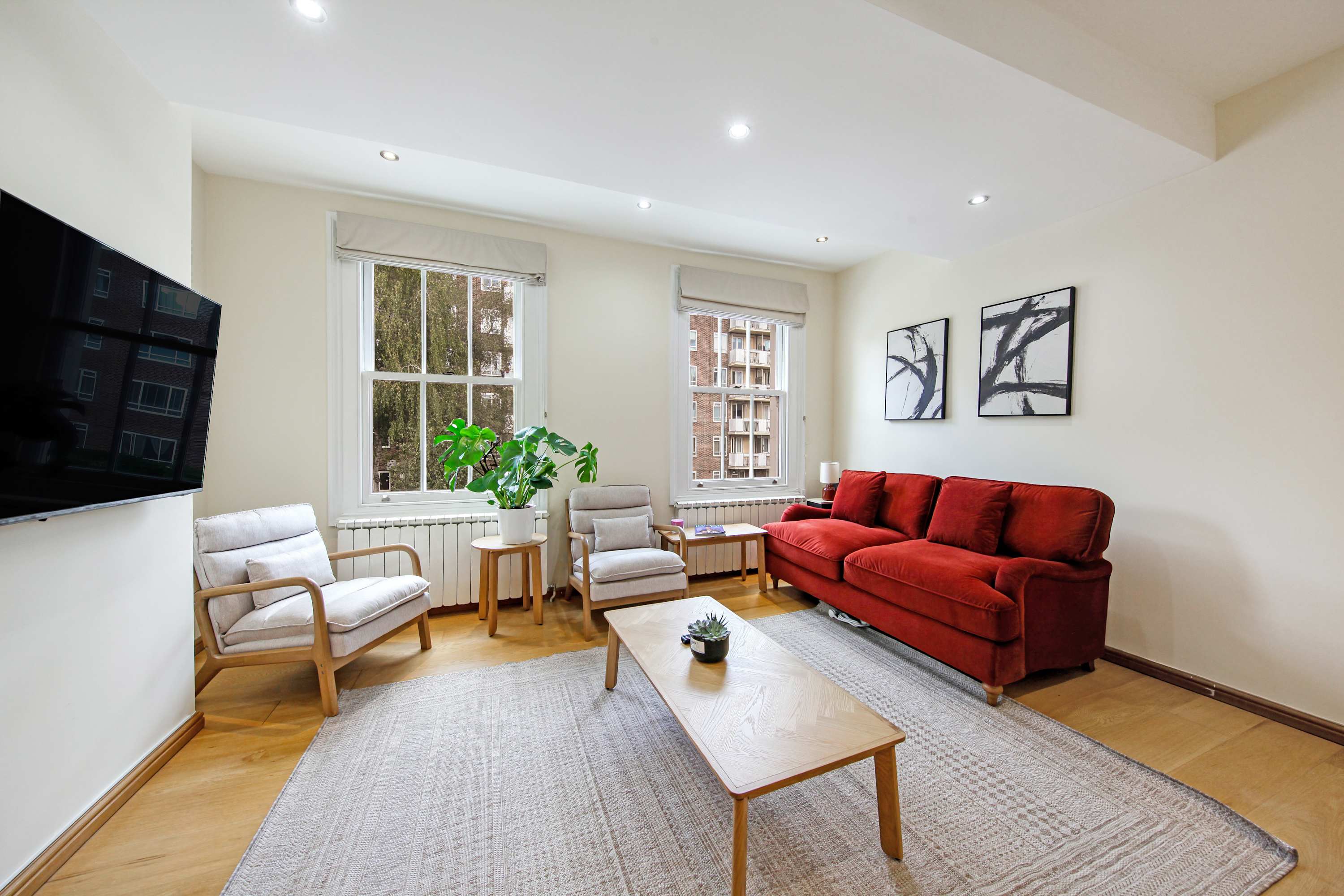 View Modern Bright 2 double Bed Mews House, St John's Wood sleeps 6 in Charles Lane 57 0 Modern Bright 2 double Bed Mews House, St John's Wood sleeps 6 in Charles Lane 57 0 - Property image 6 - VivreStays