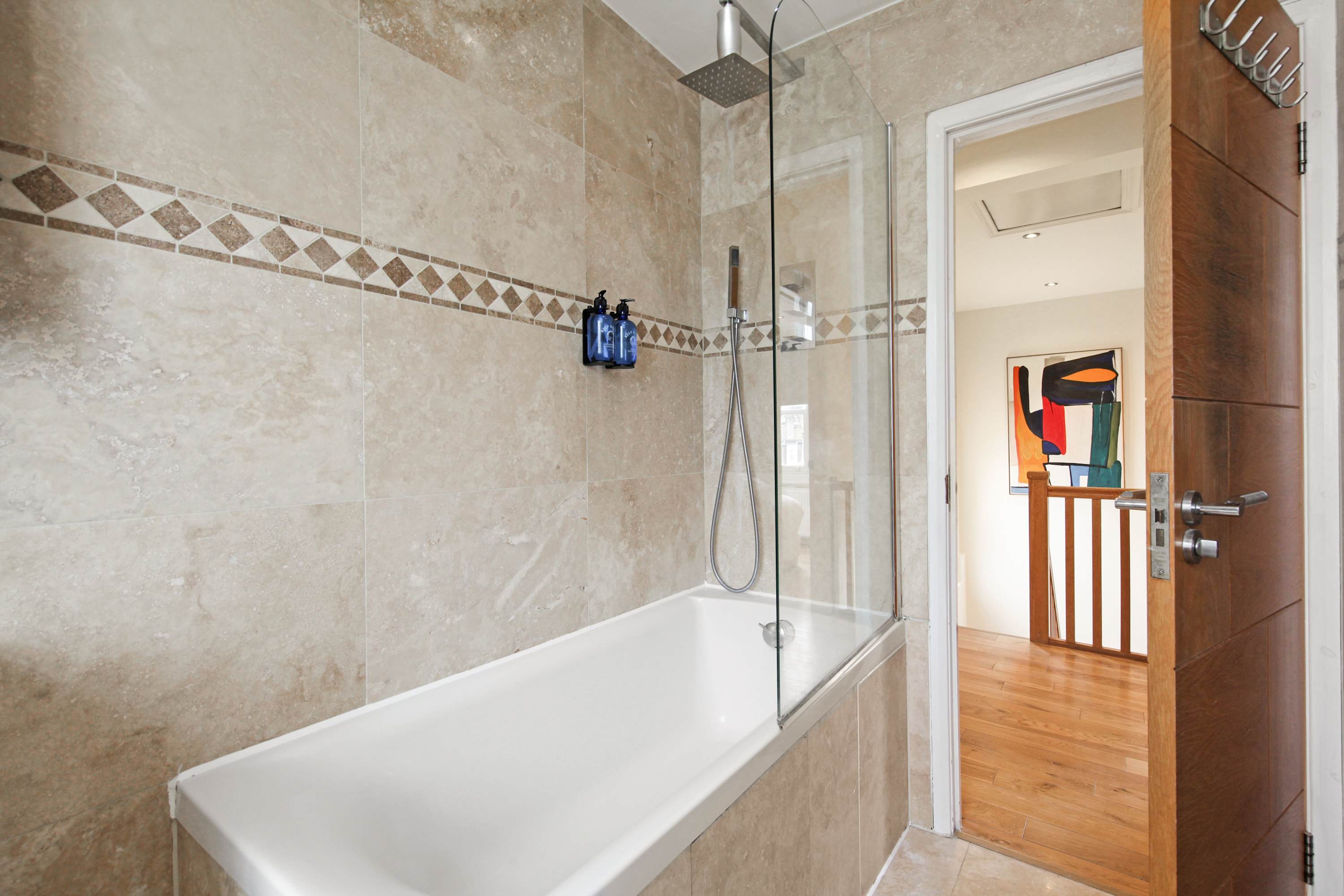 View Modern Bright 2 double Bed Mews House, St John's Wood sleeps 6 in Charles Lane 57 0 Modern Bright 2 double Bed Mews House, St John's Wood sleeps 6 in Charles Lane 57 0 - Property image 16 - VivreStays