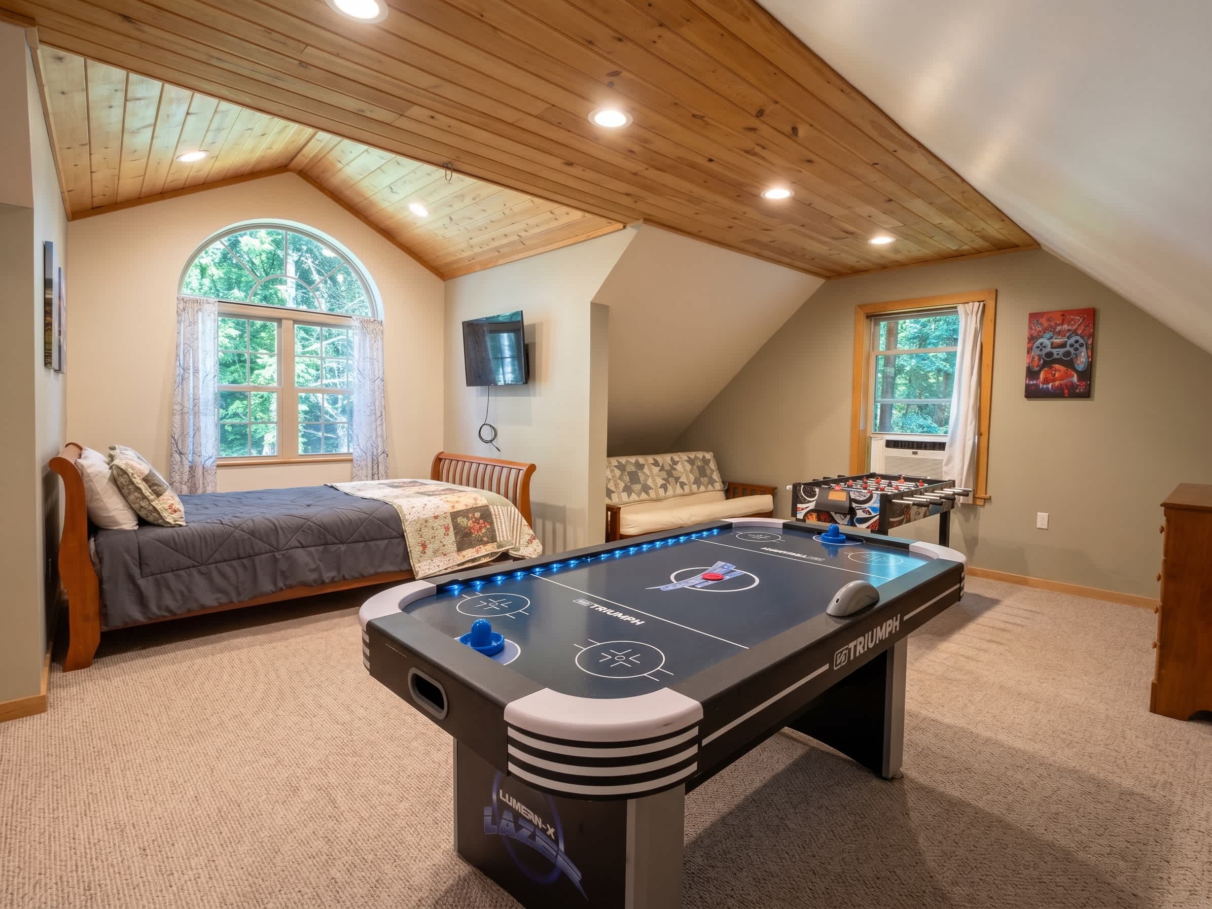 Pocono Woodland Getaway | Fire Pit | Deck