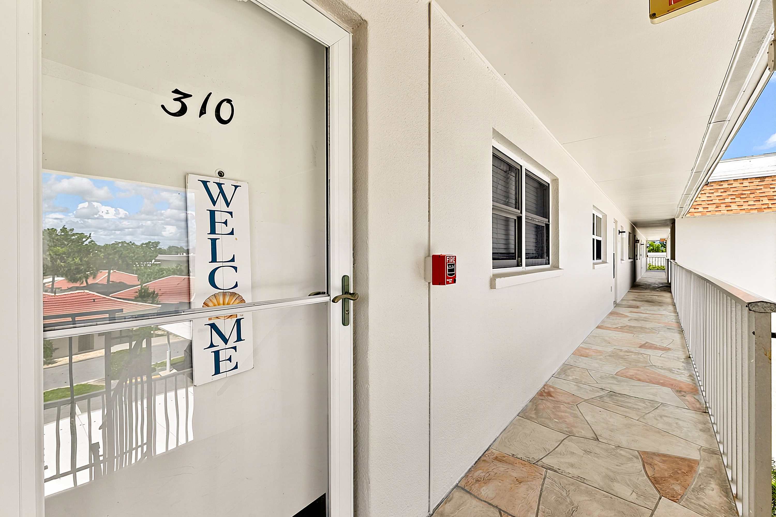 Siesta Key Condo Near Crescent Beach