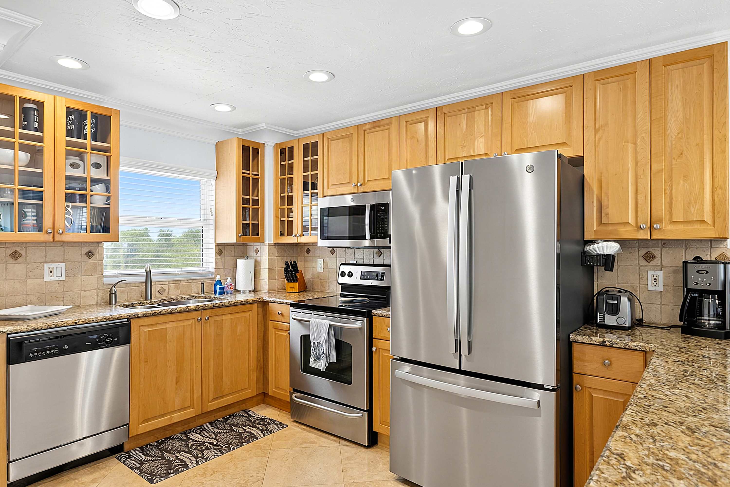 Siesta Key Condo Near Crescent Beach