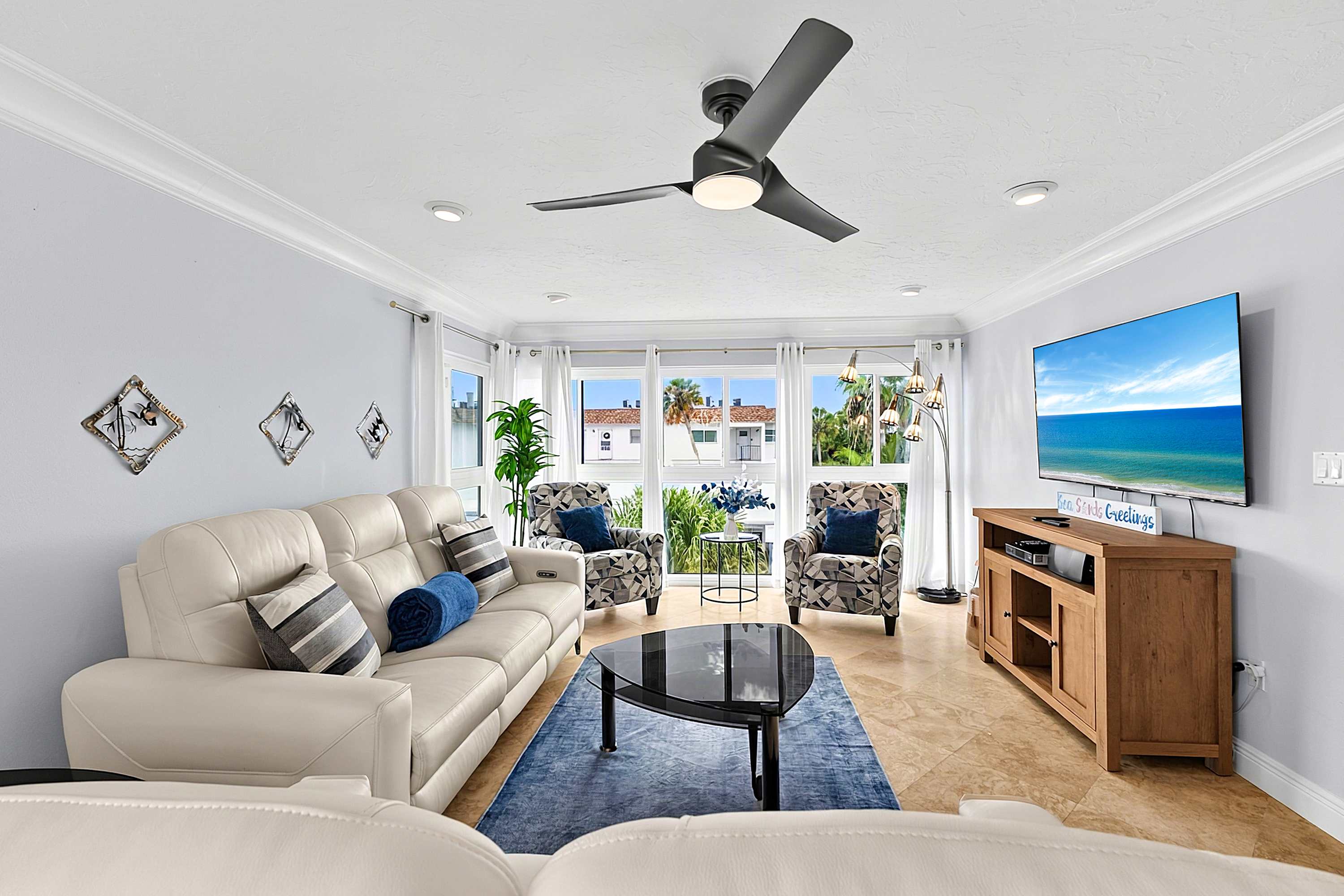 Siesta Key Condo Near Crescent Beach