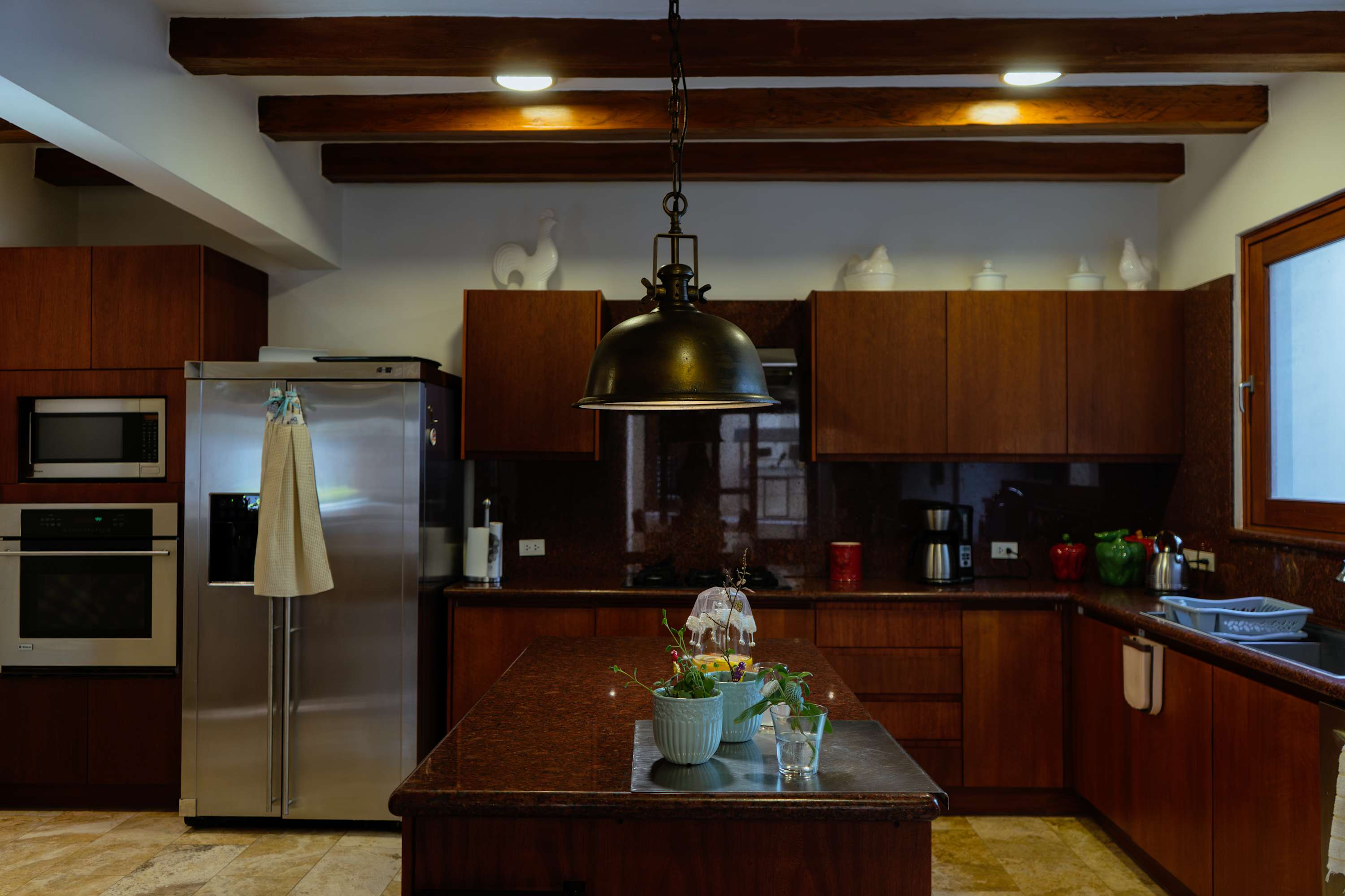 Guayllabamba Estate - Indoor Pool, Jacuzzi & Gym