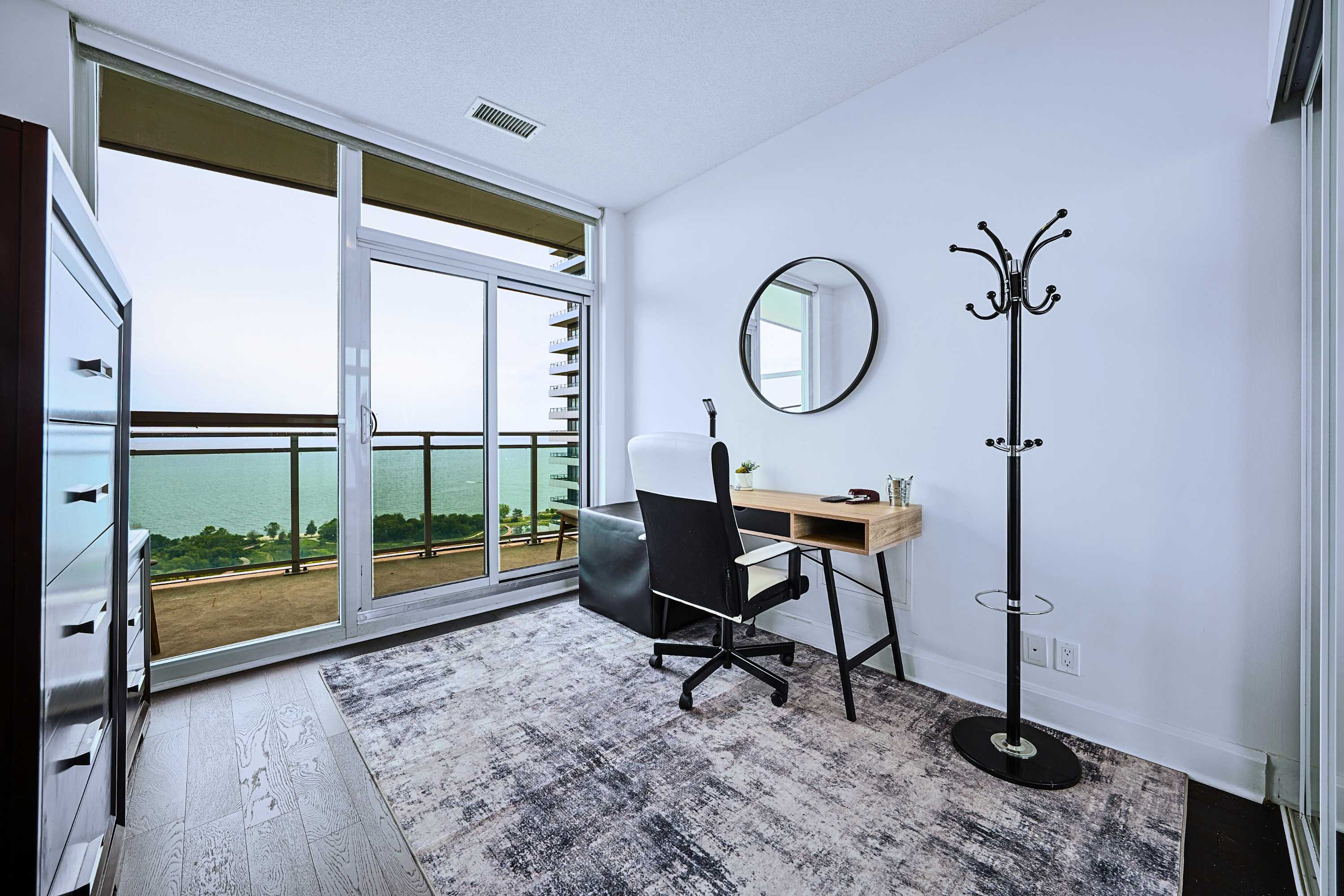 Humber Bay Park Condo with Balcony Skyline View 3