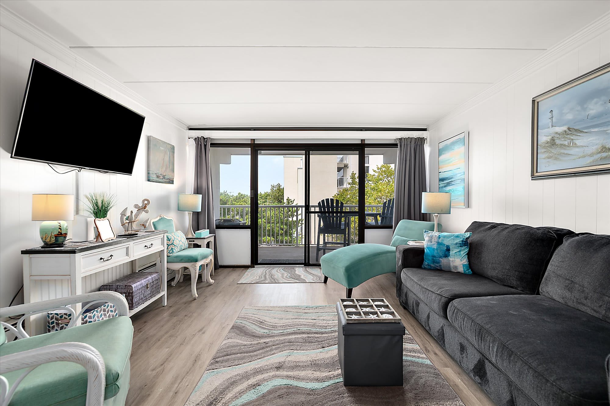 Oceanside Condo w Prime Location Steps to Beach | Photo 2