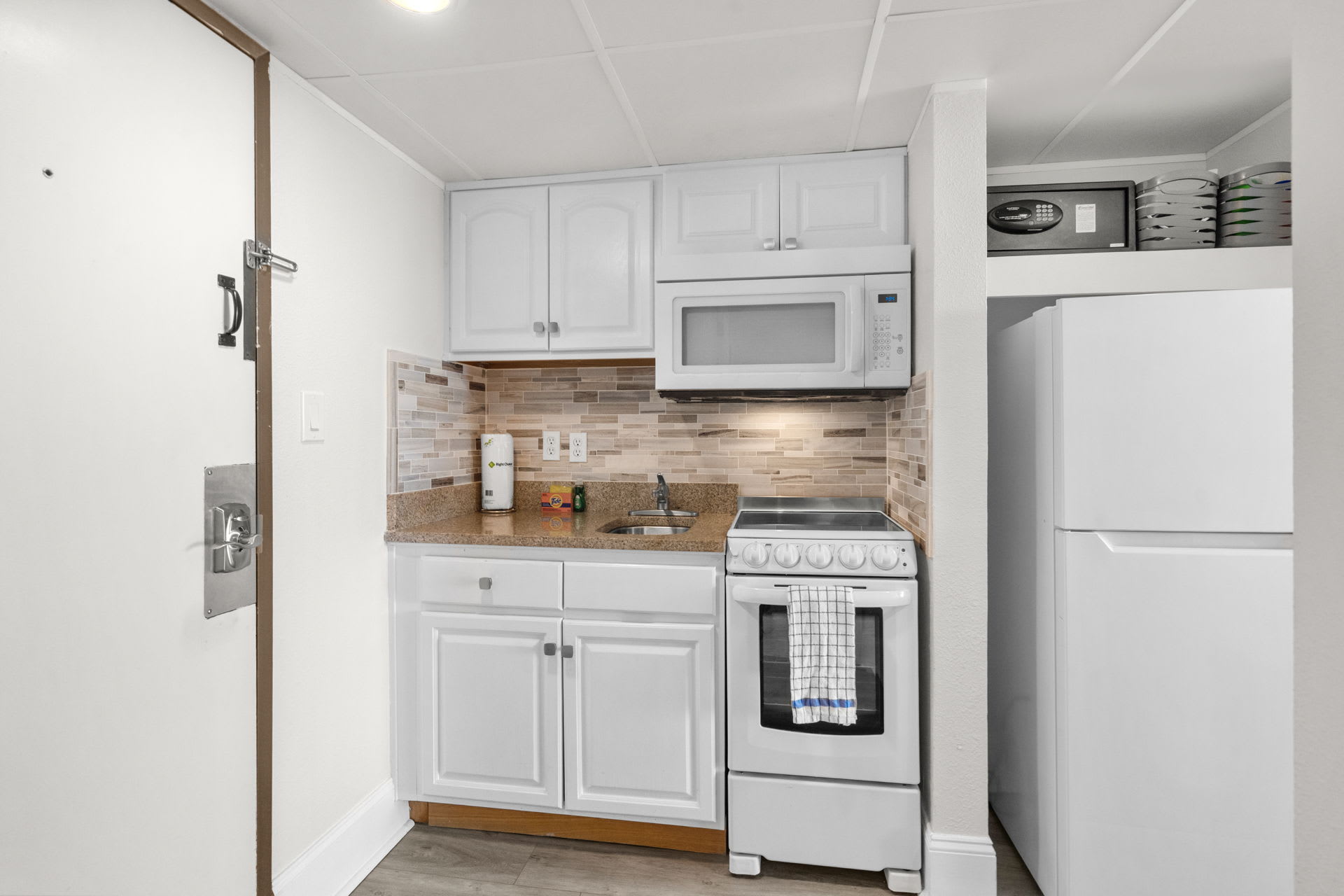 Ocean Reef 1411 Oceanfront | Photo 12