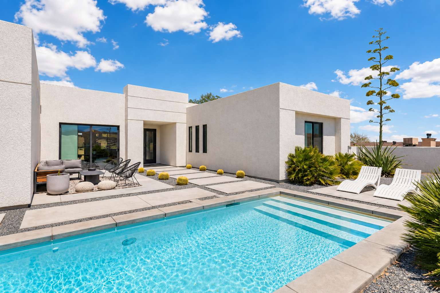 Aria • Fully-fenced Pool & Hot Tub, Luxury Design - Yucca Valley, CA