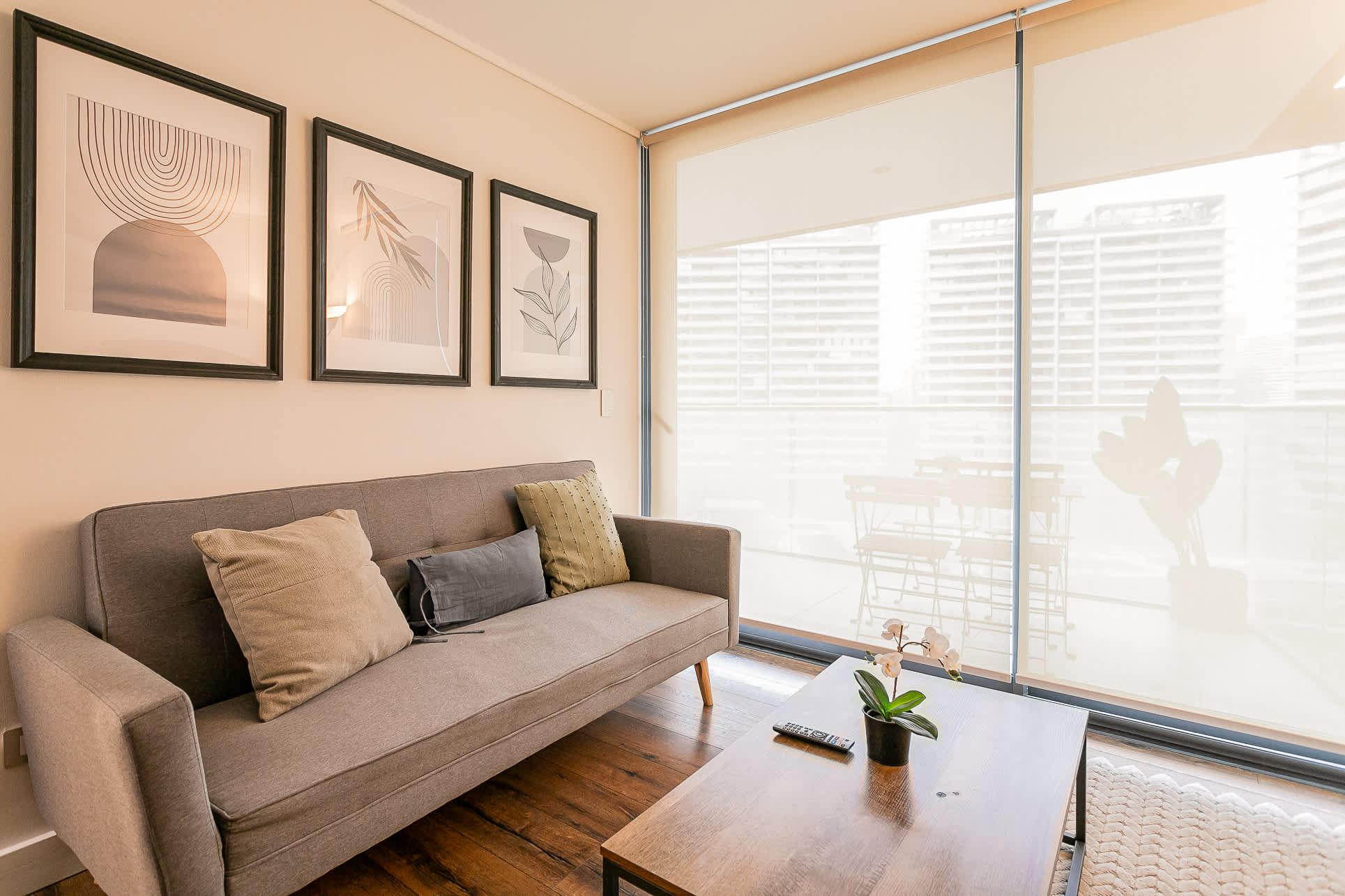 Chic Las Condes Apt: 2BR, 2BA, Sleeps 5