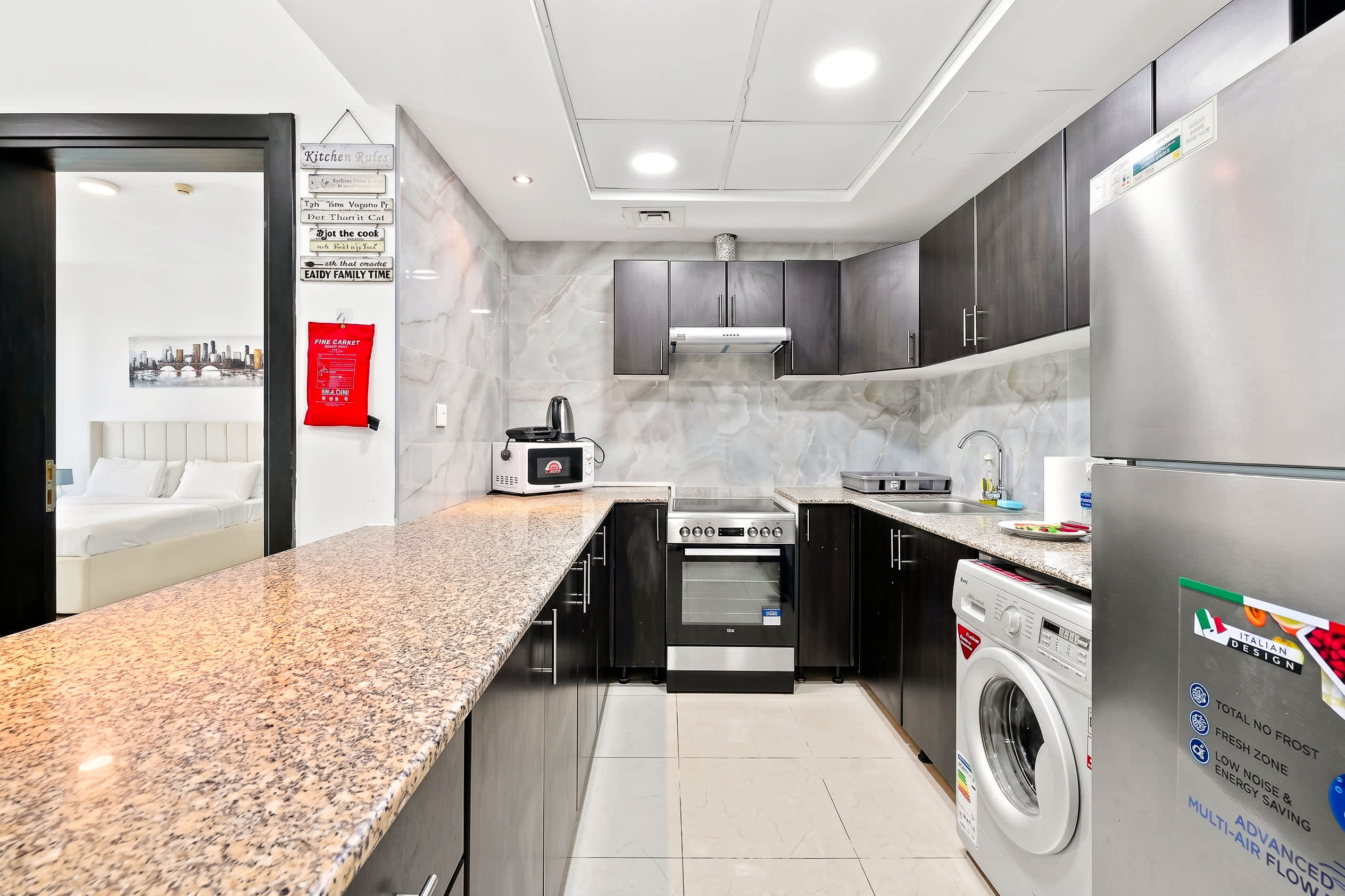 Red Residence, Dubai Sports City 1903 — photo 12 of 21