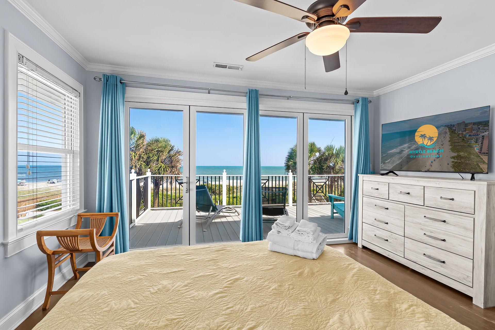 Golden Tide Oceanfront Pool Sleeps 18 | Photo 18