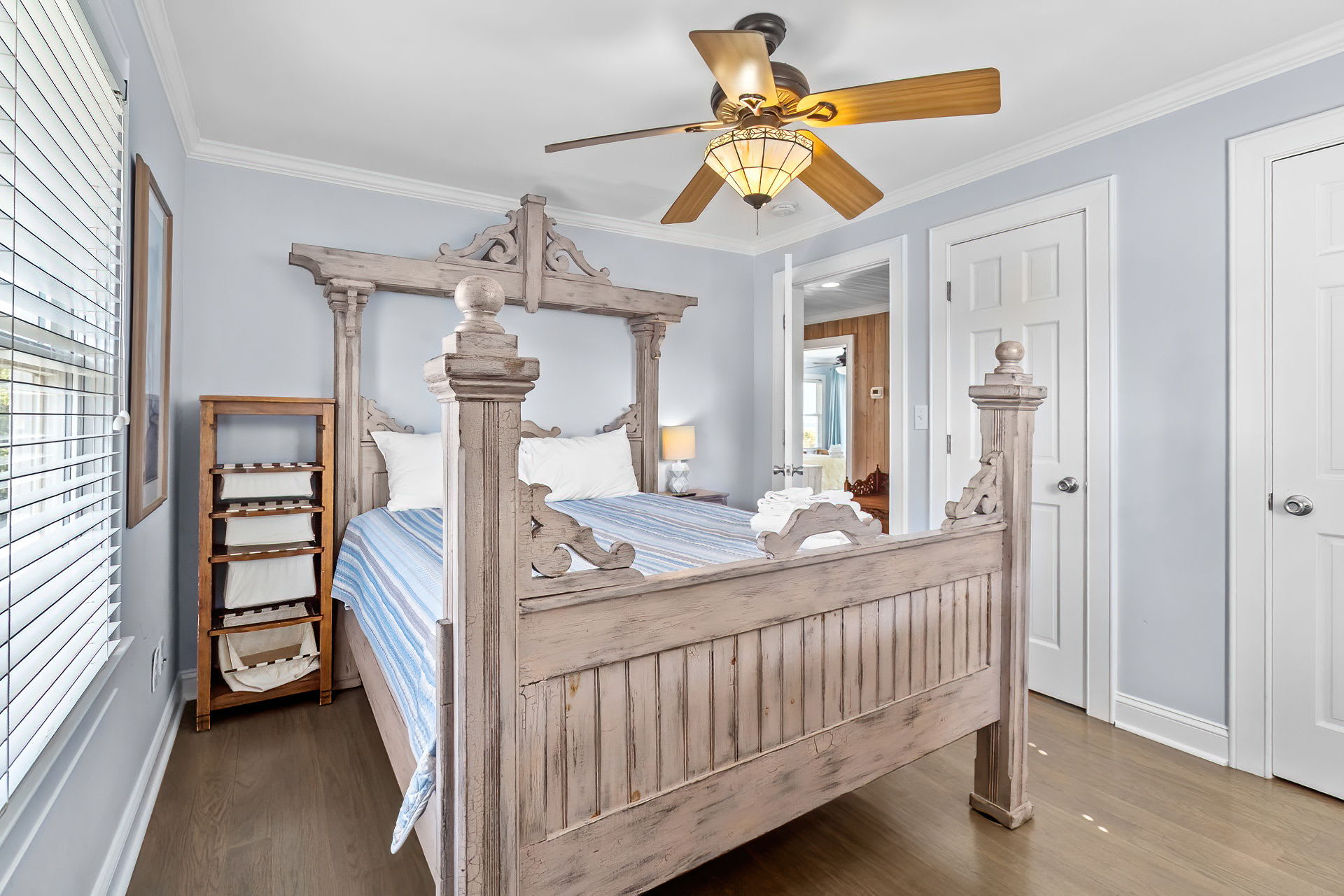 Golden Tide Oceanfront Pool Sleeps 18 | Photo 29