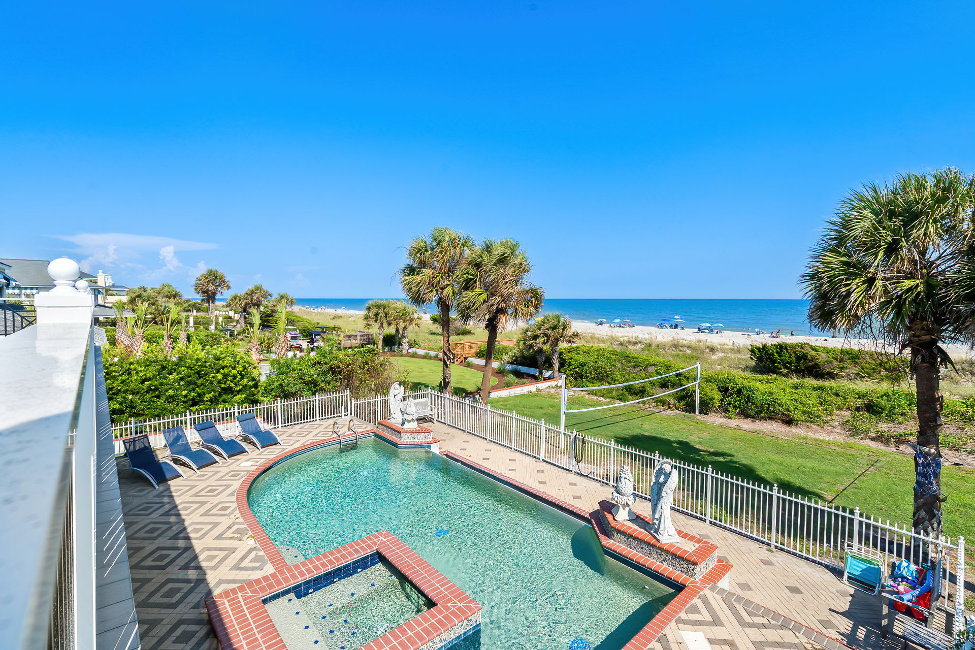 Golden Tide Oceanfront Pool Sleeps 18 | Photo 47