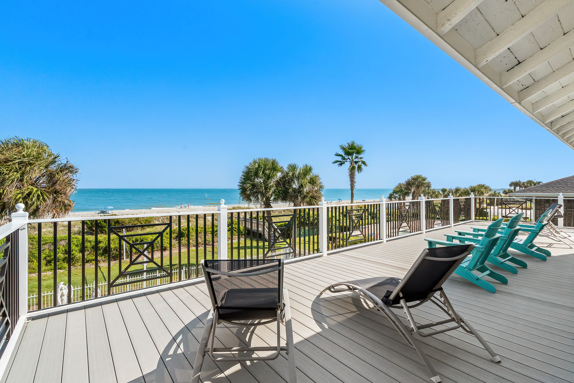 Golden Tide Oceanfront Pool Sleeps 18 | Photo 44