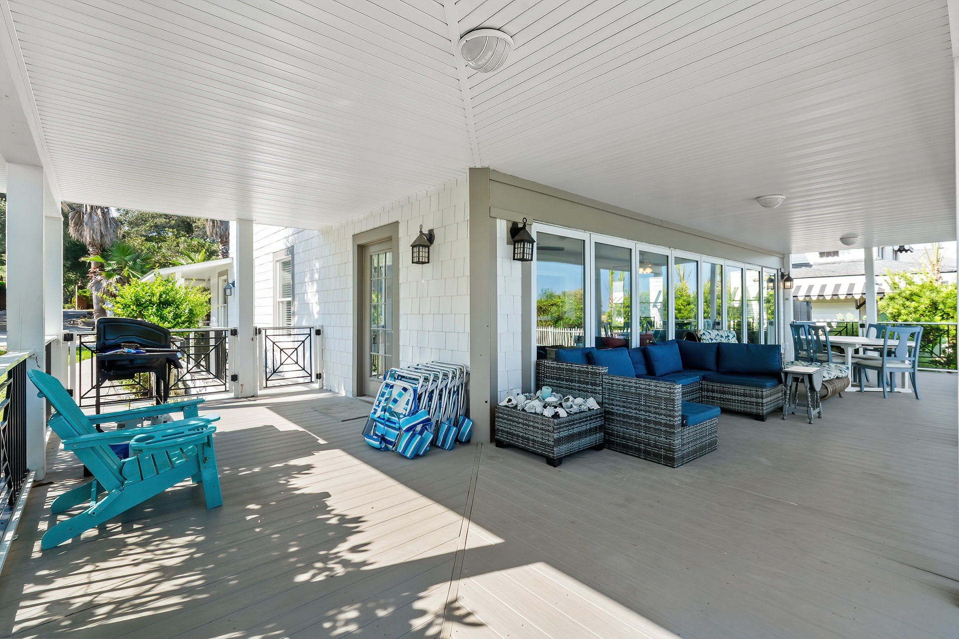 Golden Tide Oceanfront Pool Sleeps 18 | Photo 50
