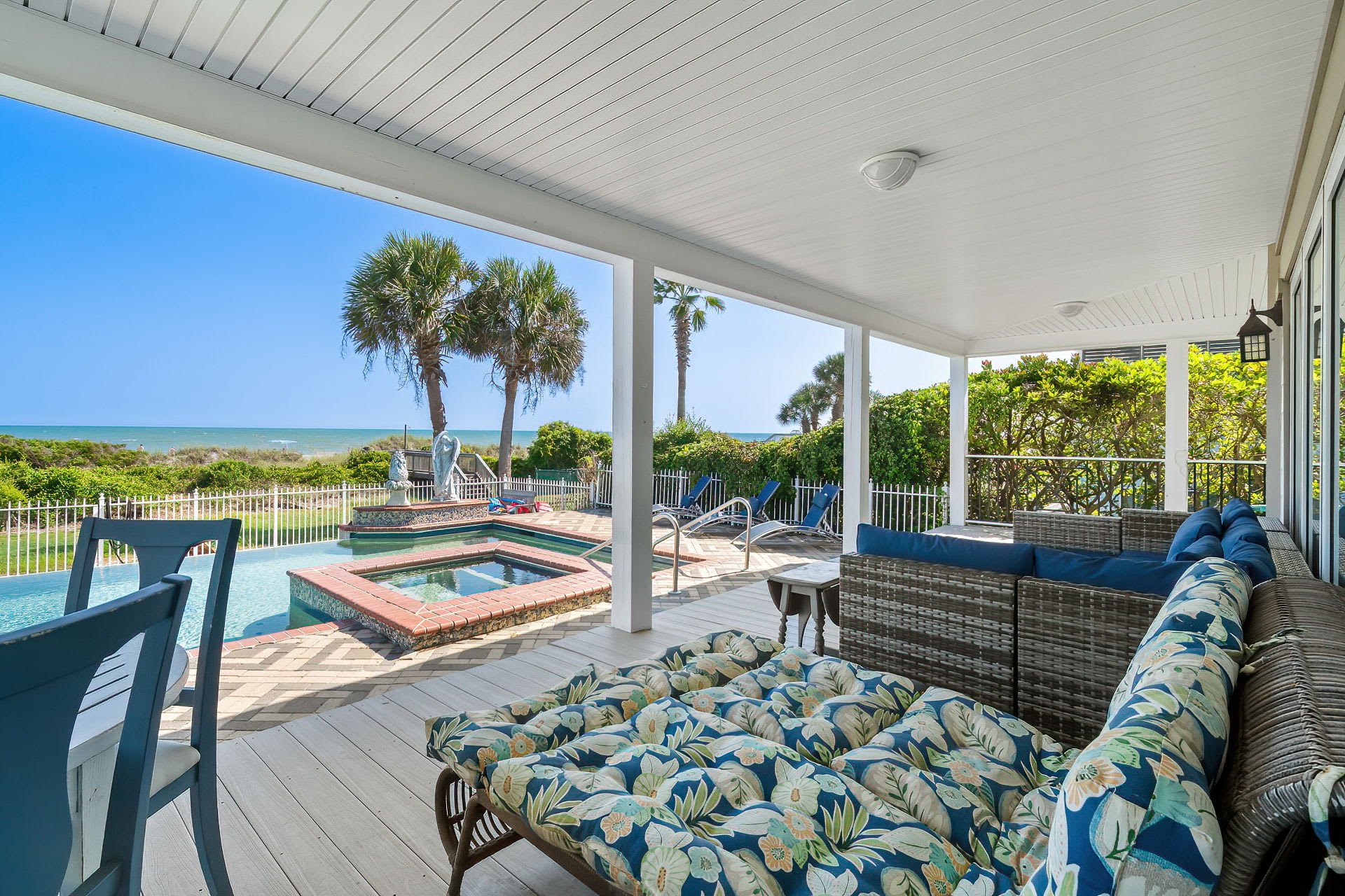 Golden Tide Oceanfront Pool Sleeps 18 | Photo 49