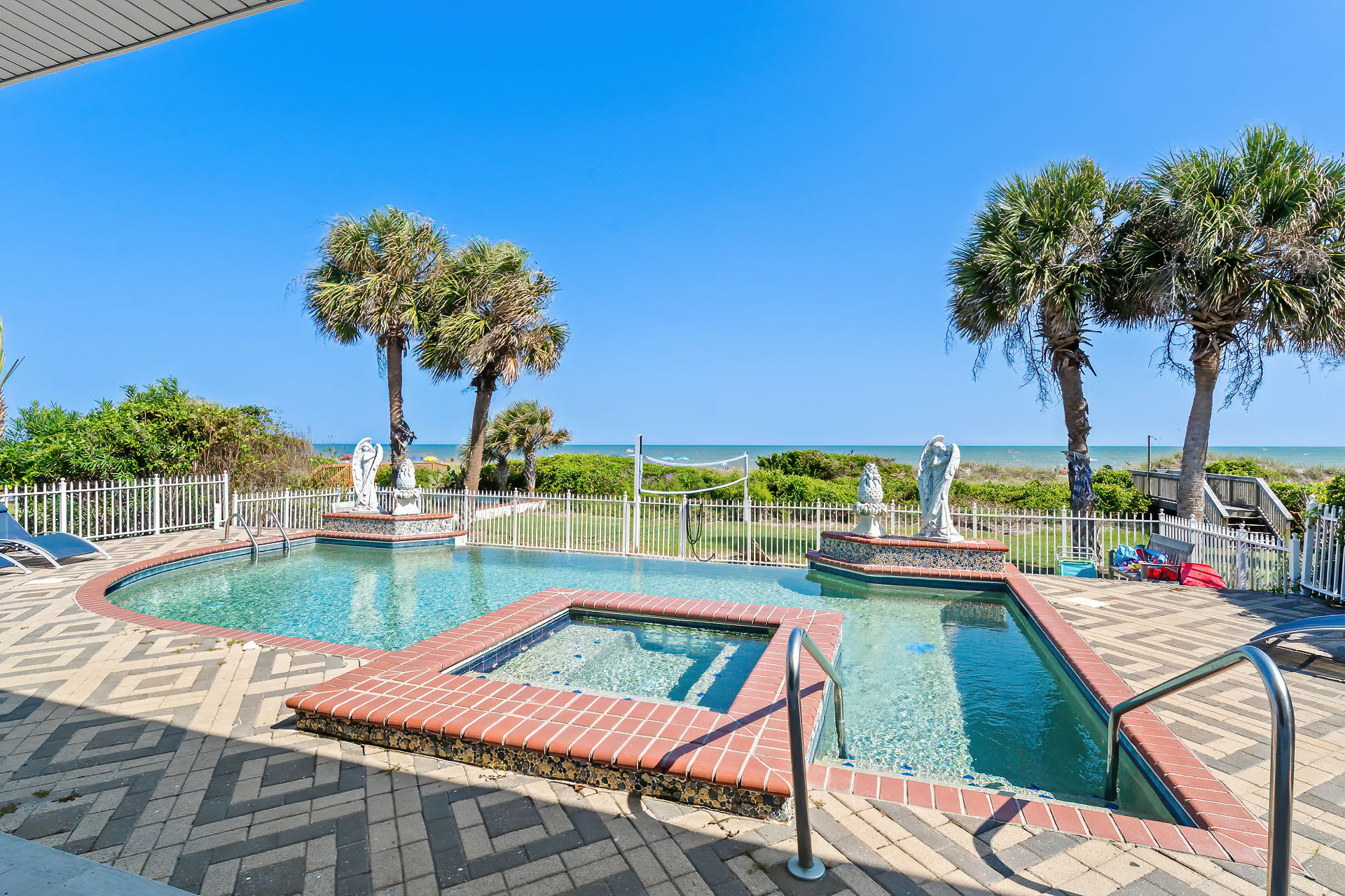 Golden Tide Oceanfront Pool Sleeps 18 | Photo 48