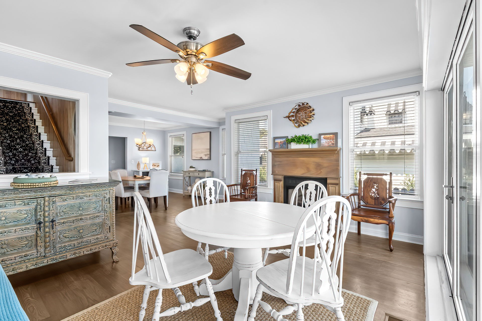 Golden Tide Oceanfront Pool Sleeps 18 | Photo 10