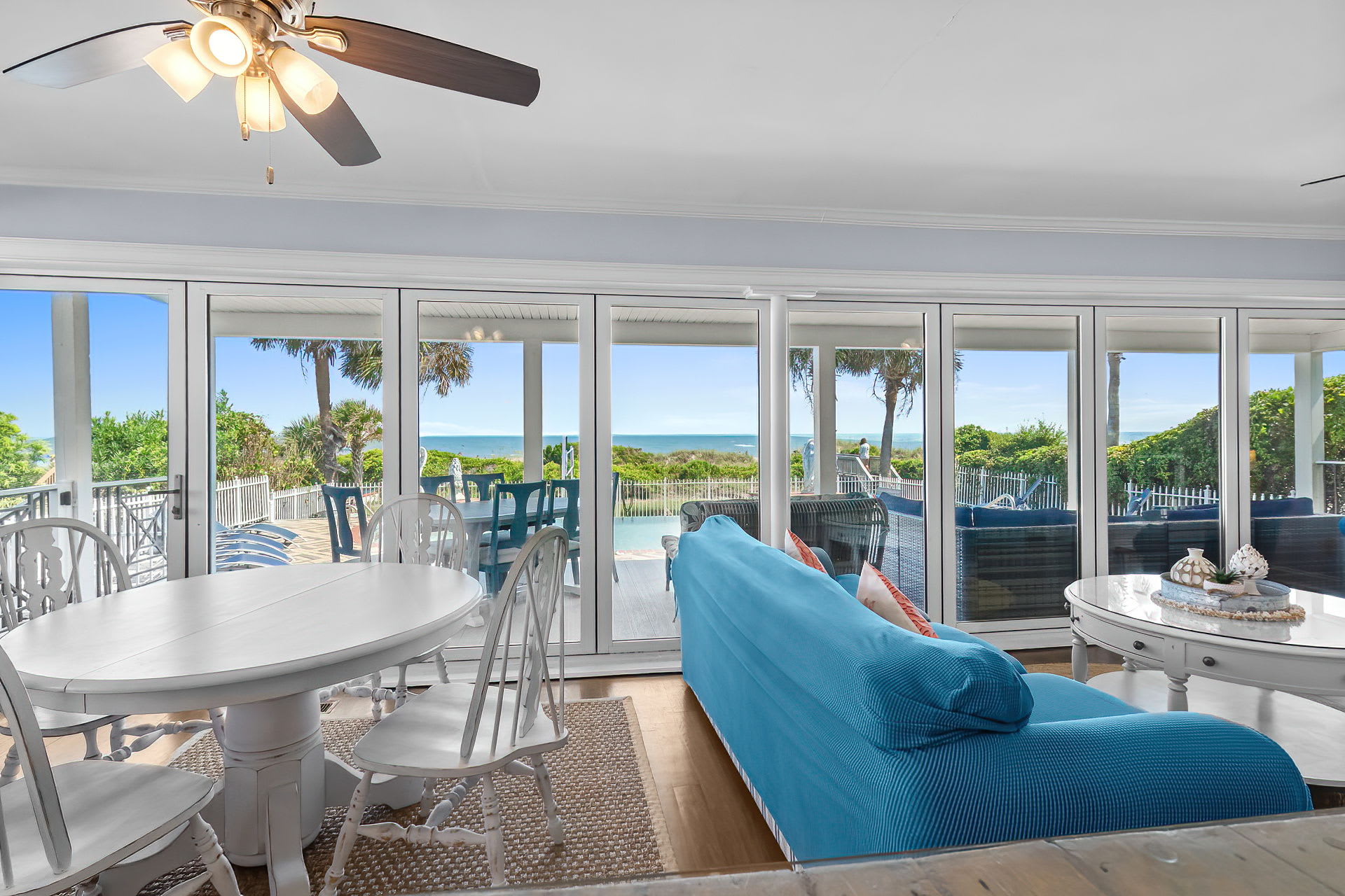 Golden Tide Oceanfront Pool Sleeps 18 | Photo 7