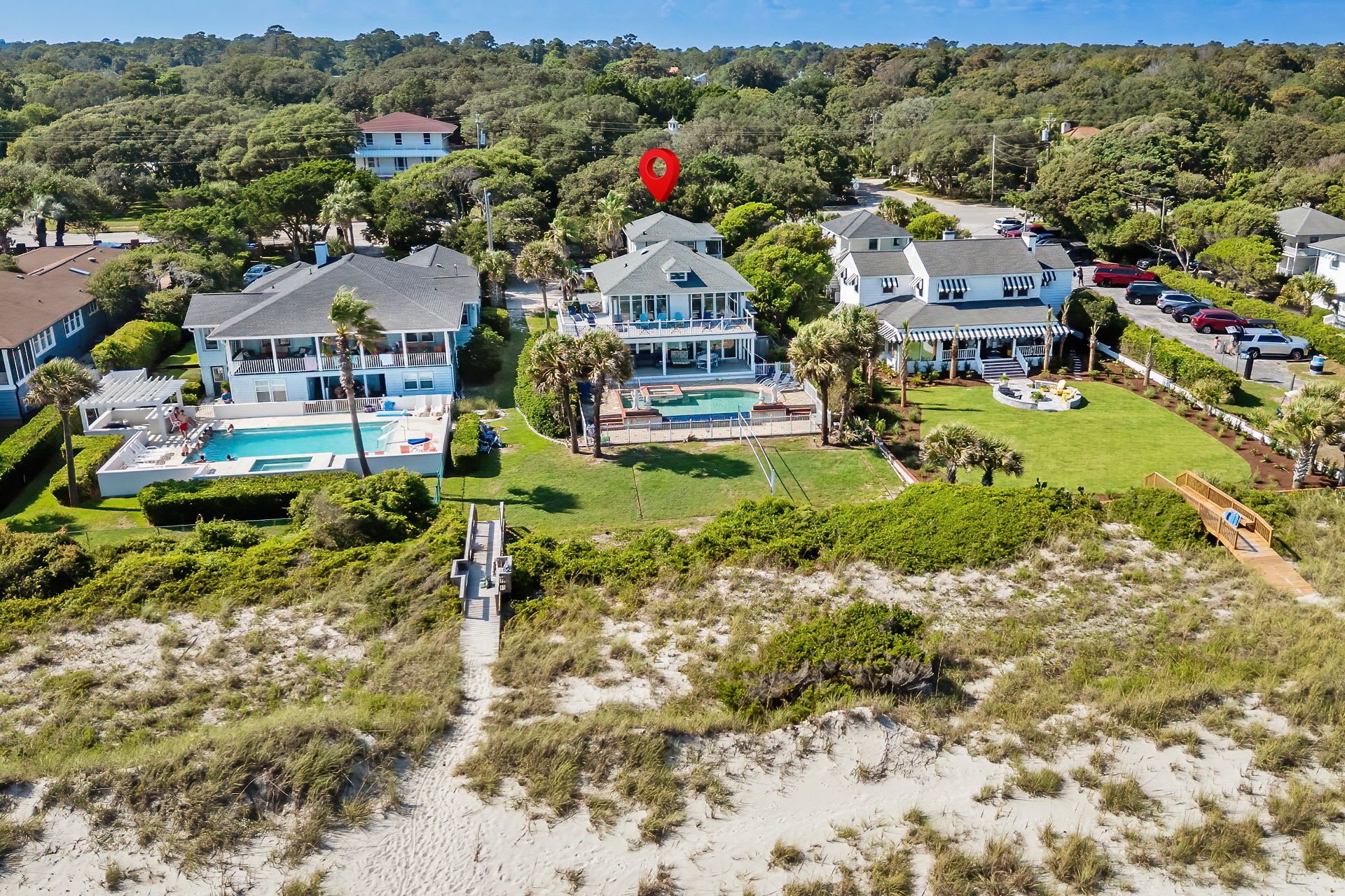 Golden Tide Oceanfront Pool Sleeps 18 | Photo 54