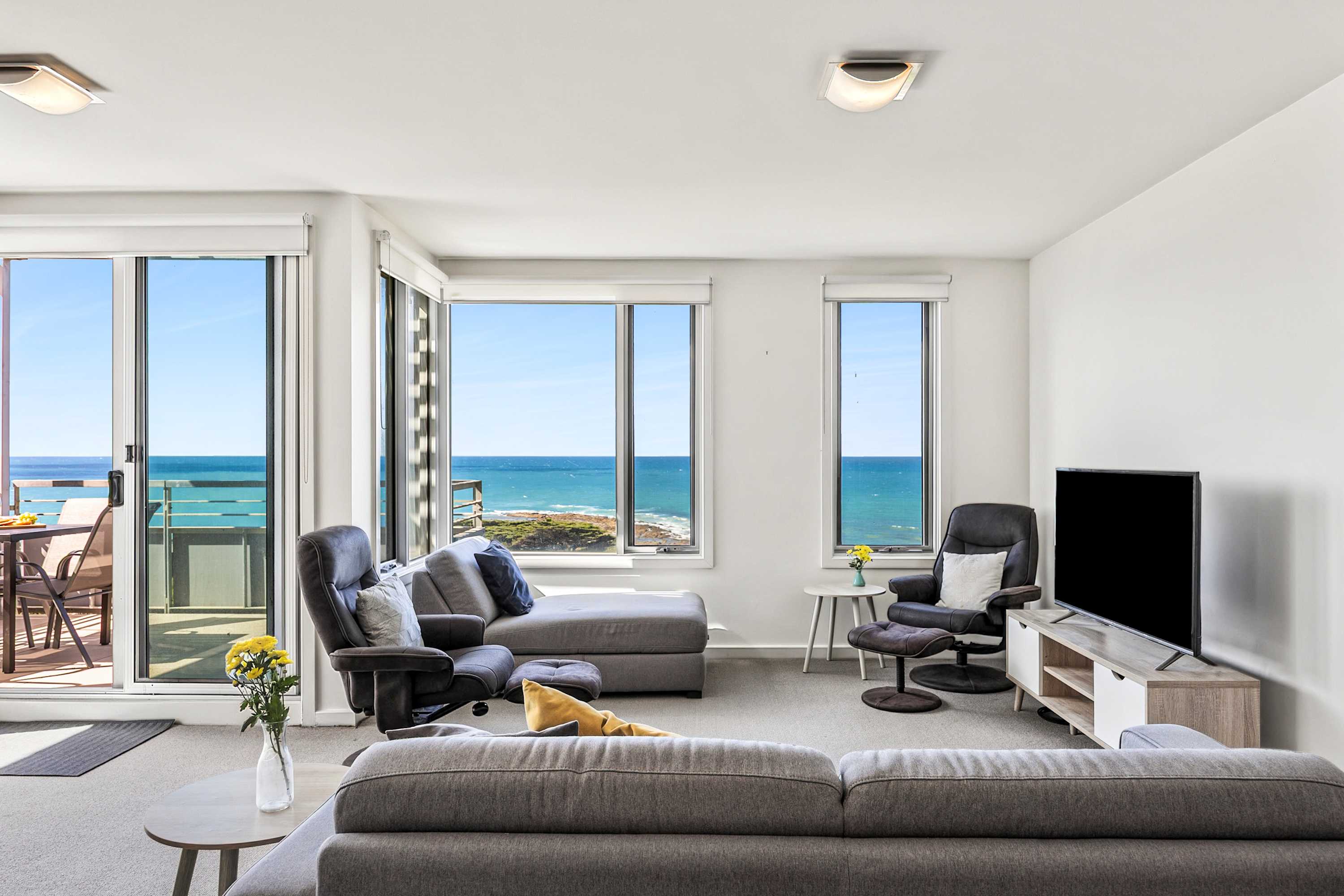 Oceanscapes – U15 Point Grey Lorne
