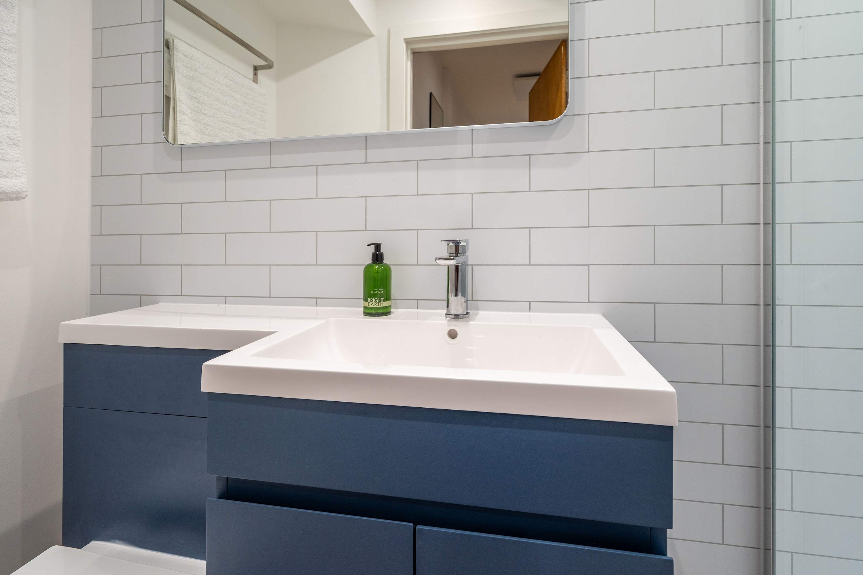 Stylish Studio at The Brewery in West Terrace 15 EH30 9LL - Property image 7 - VivreStays