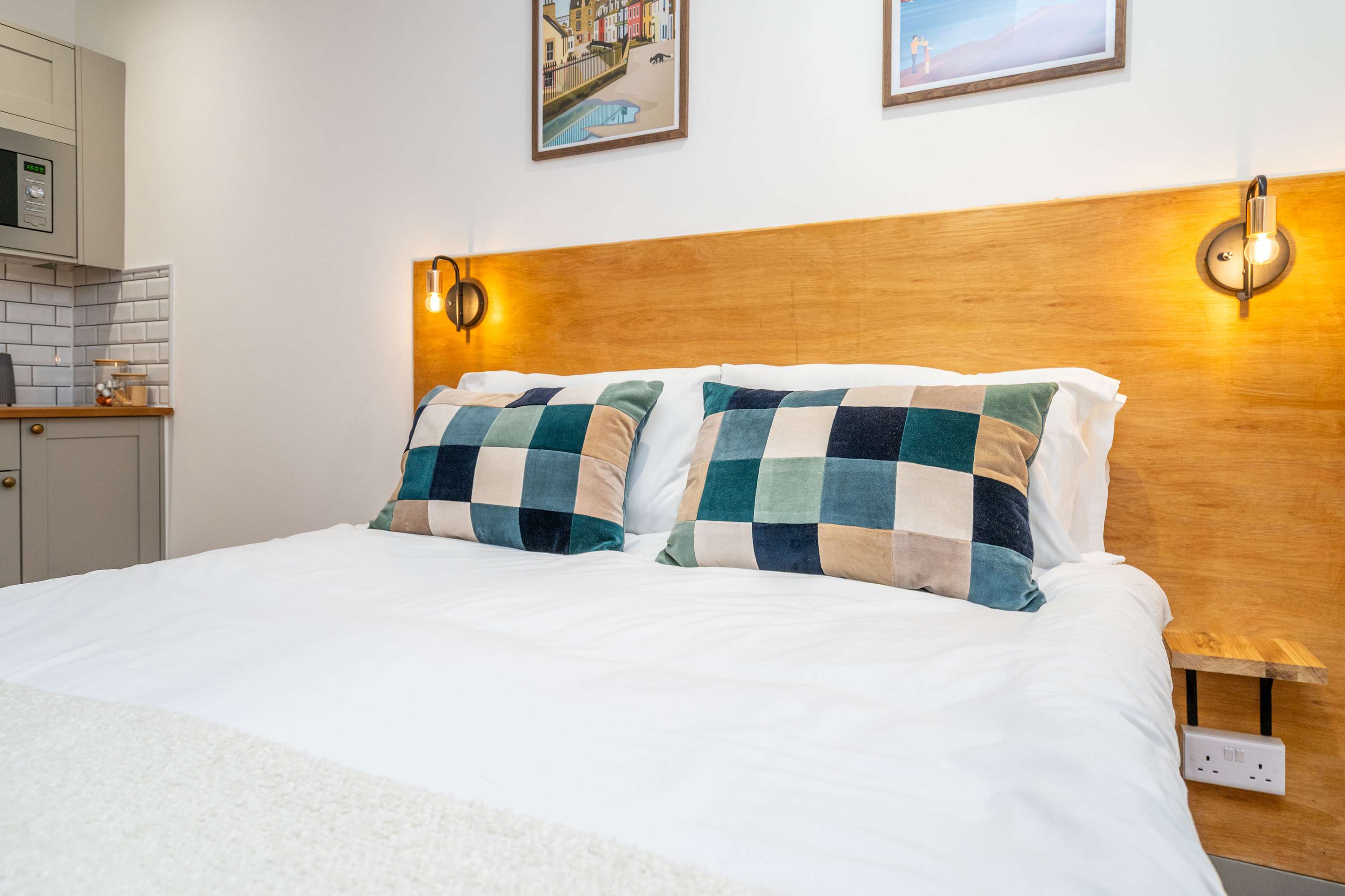 Stylish Studio at The Brewery in West Terrace 15 EH30 9LL - Property image 3 - VivreStays