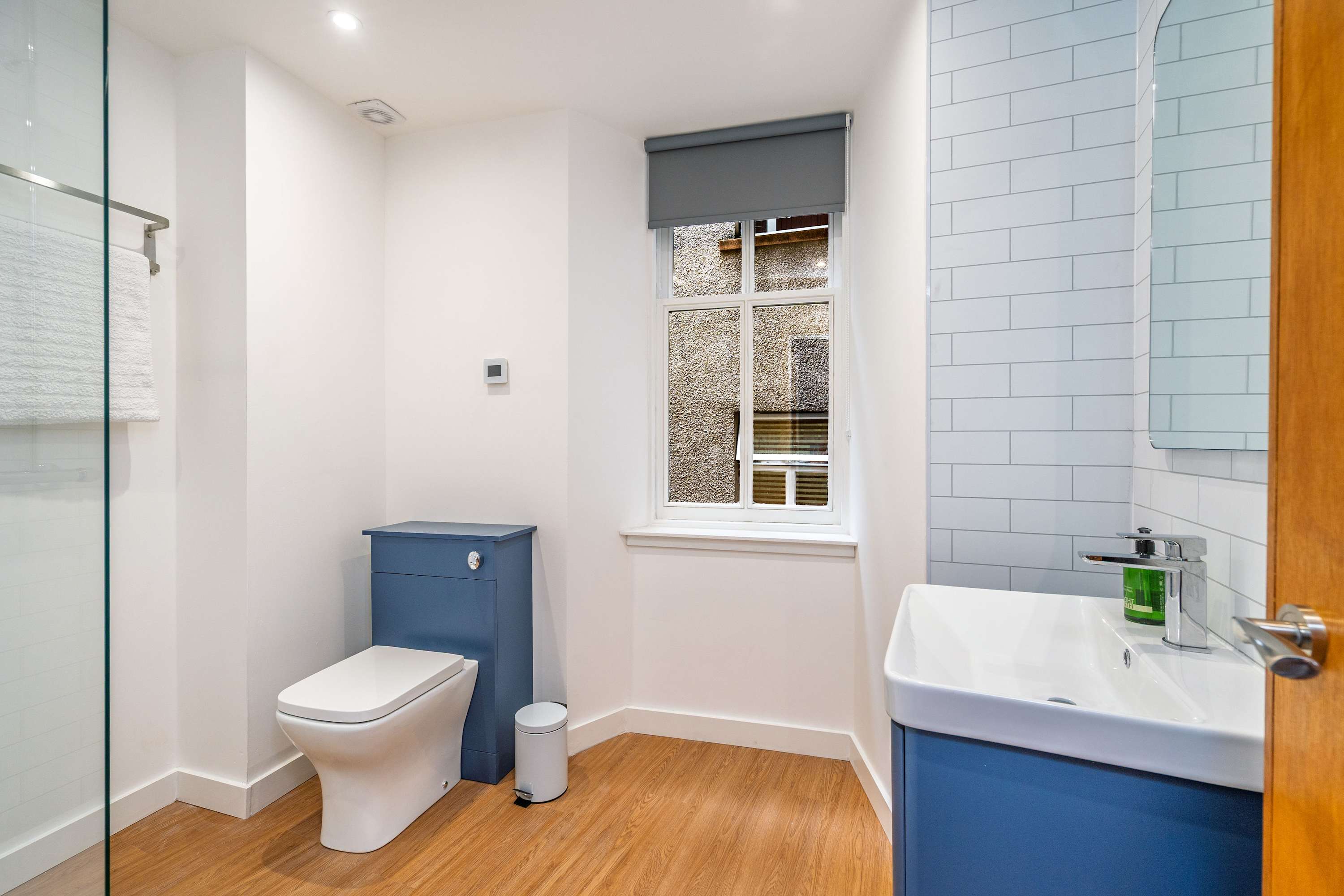 Modern Studio at The Brewery in West Terrace 15 EH30 9LL - Property image 10 - VivreStays