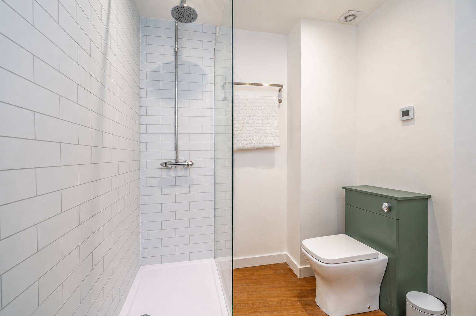 Cozy Boutique Studio at The Brewery in West Terrace 15 EH30 9LL - Property image 10 - VivreStays