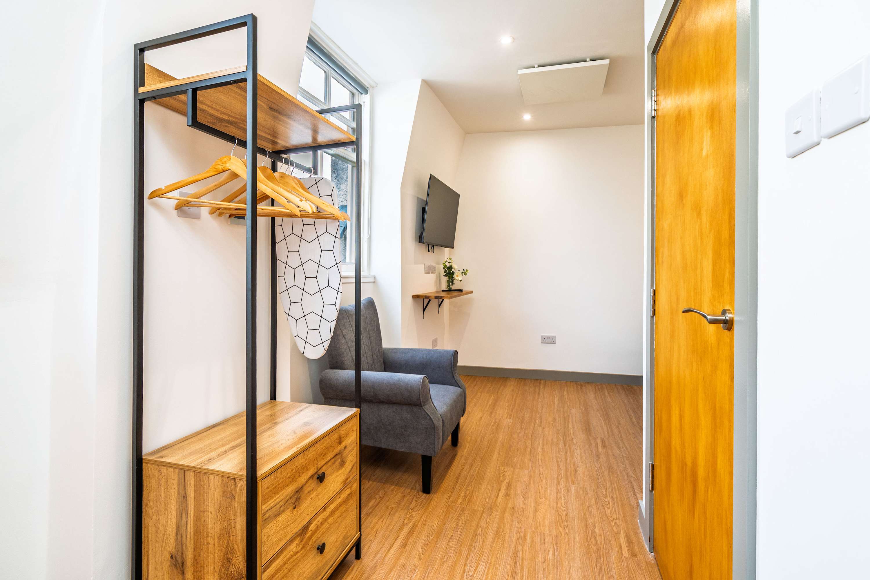Cozy Studio at The Brewery in West Terrace 15 EH30 9LL - Property image 8 - VivreStays