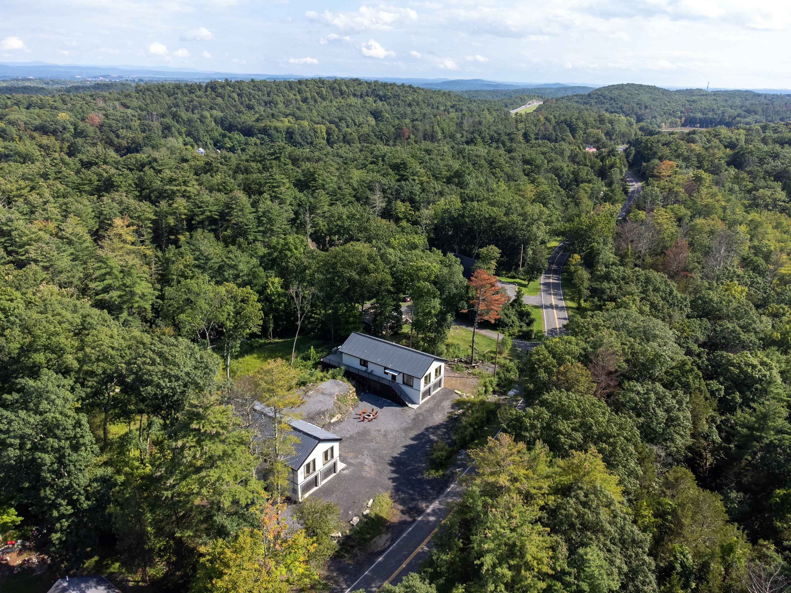 Twin Pines Lodge - Luxury Cabin, Kid Friendly — Catskill, NY — vacation rental