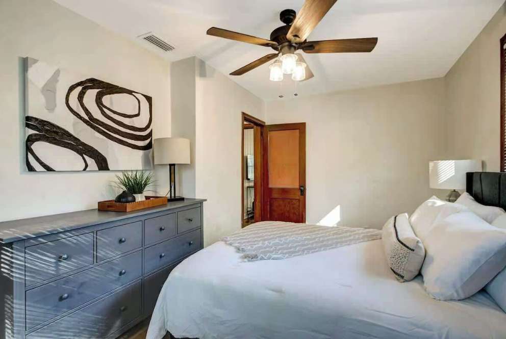 Cozy Jacksonville Bungalow — photo 17