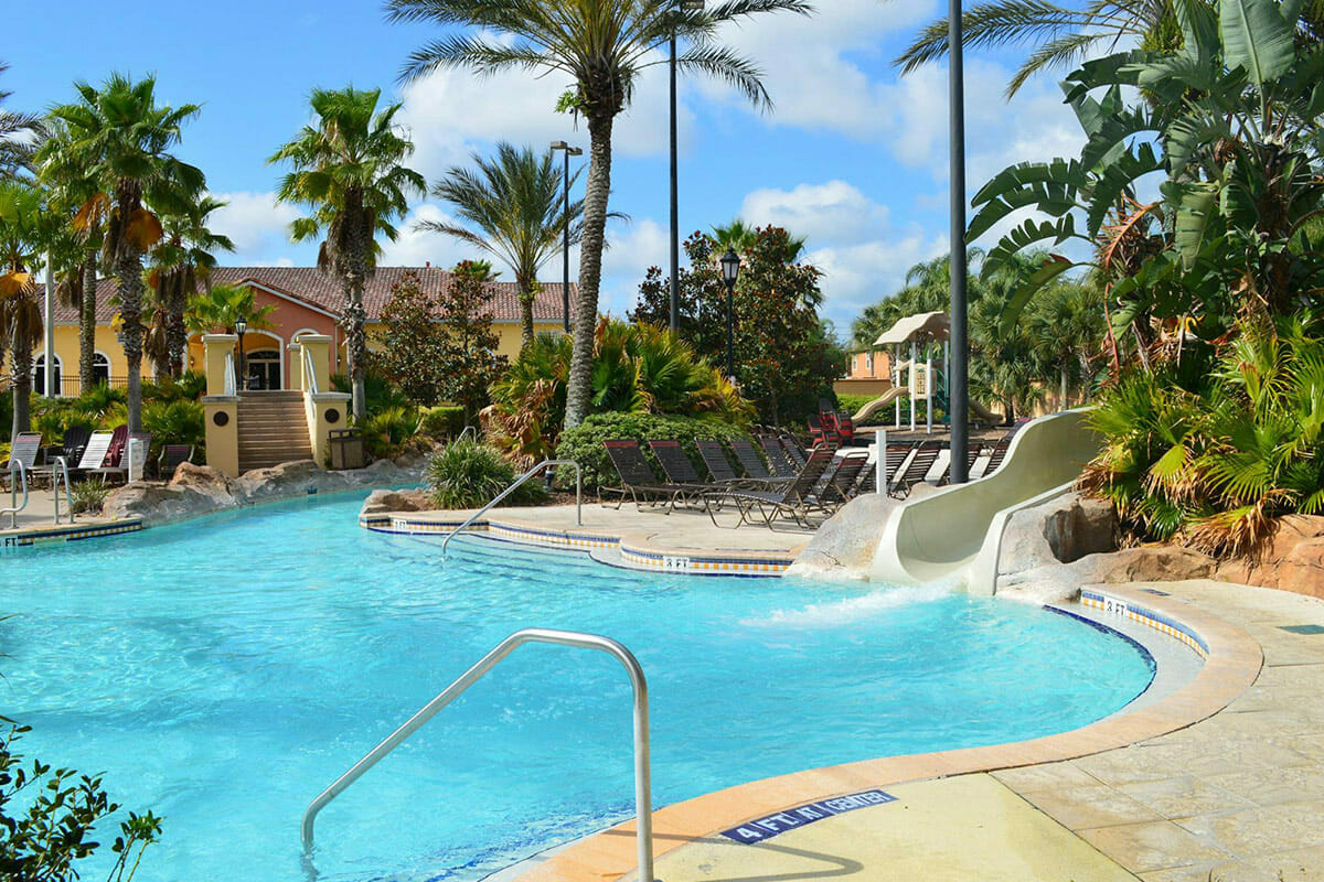 3BR Family Retreat at Regal Palms with Lazy River