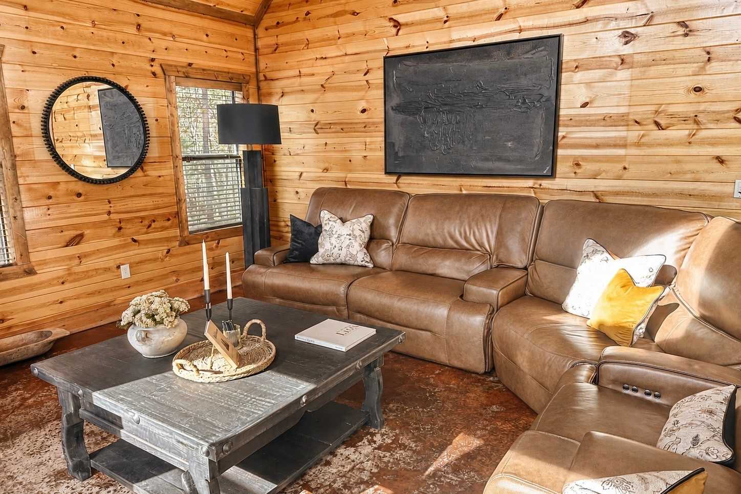 As Seen on TV! Safari Views + Hot Tub + Firepit