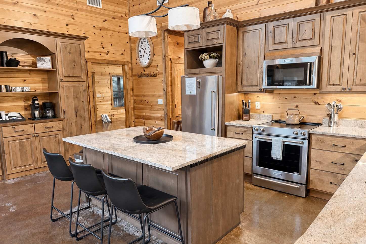 As Seen on TV! Safari Views + Hot Tub + Firepit