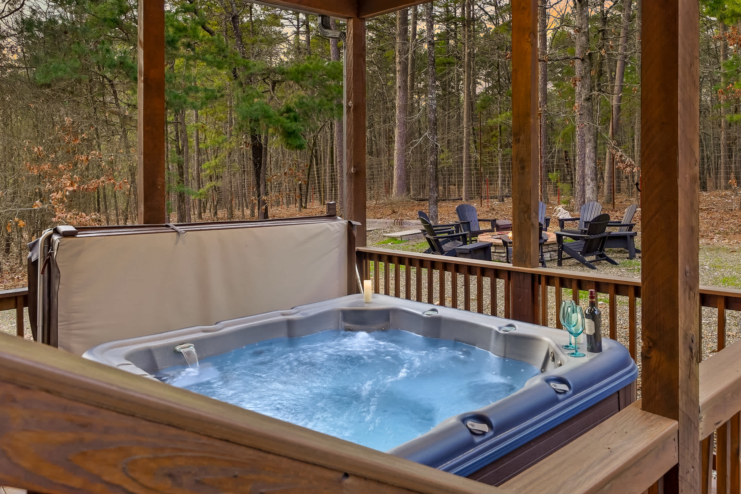 As Seen on TV! Safari Views + Hot Tub + Firepit