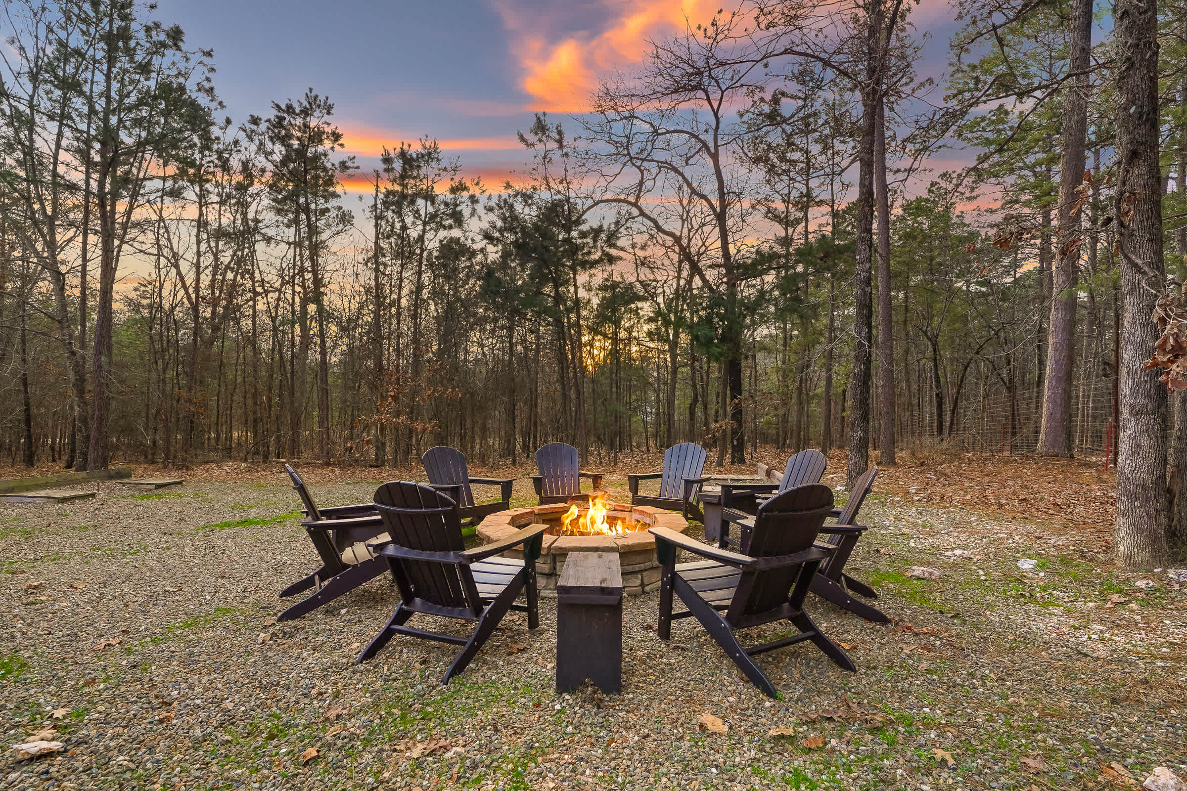 As Seen on TV! Safari Views + Hot Tub + Firepit
