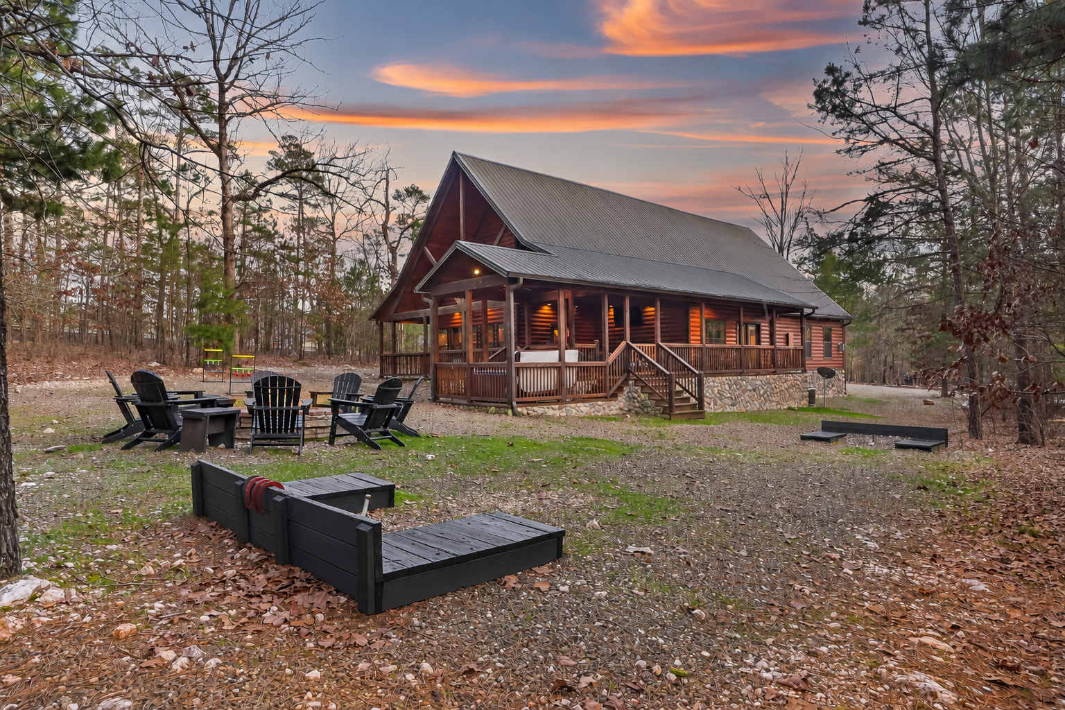 As Seen on TV! Safari Views + Hot Tub + Firepit
