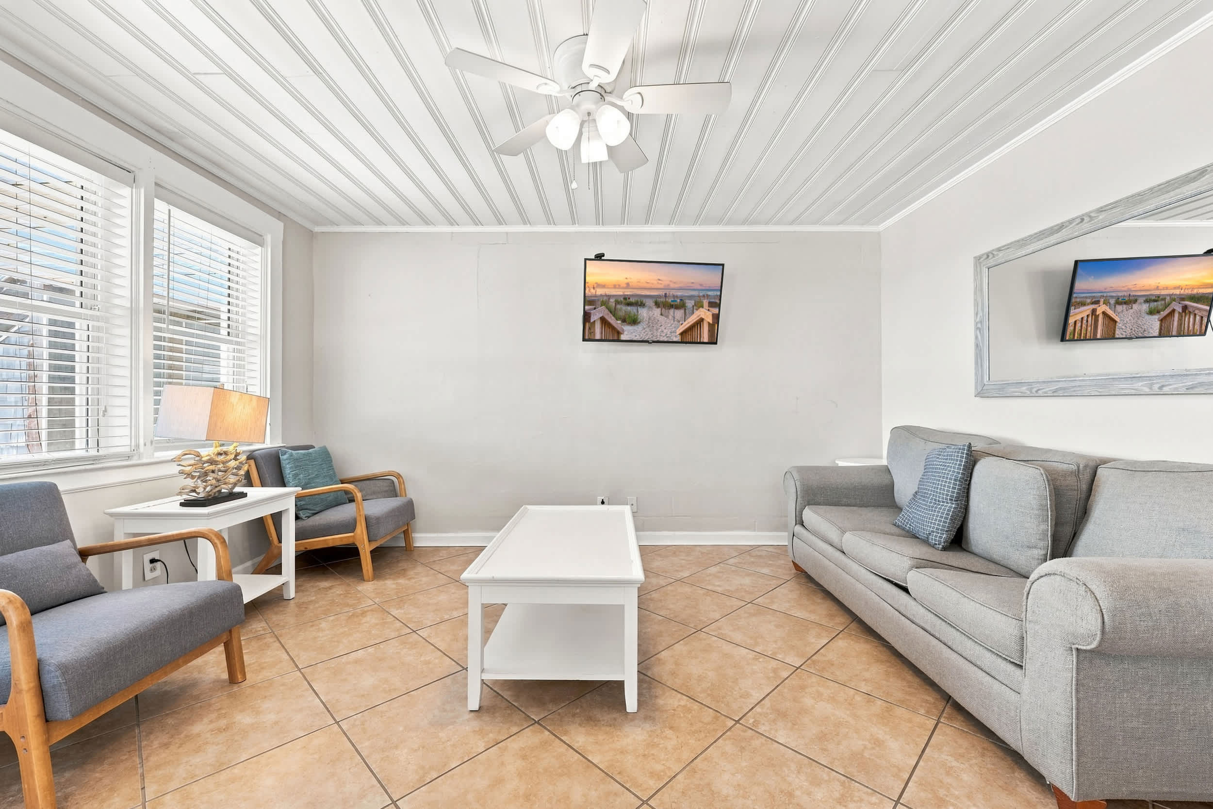 Hazels Child Oceanfront Large  Beach House
